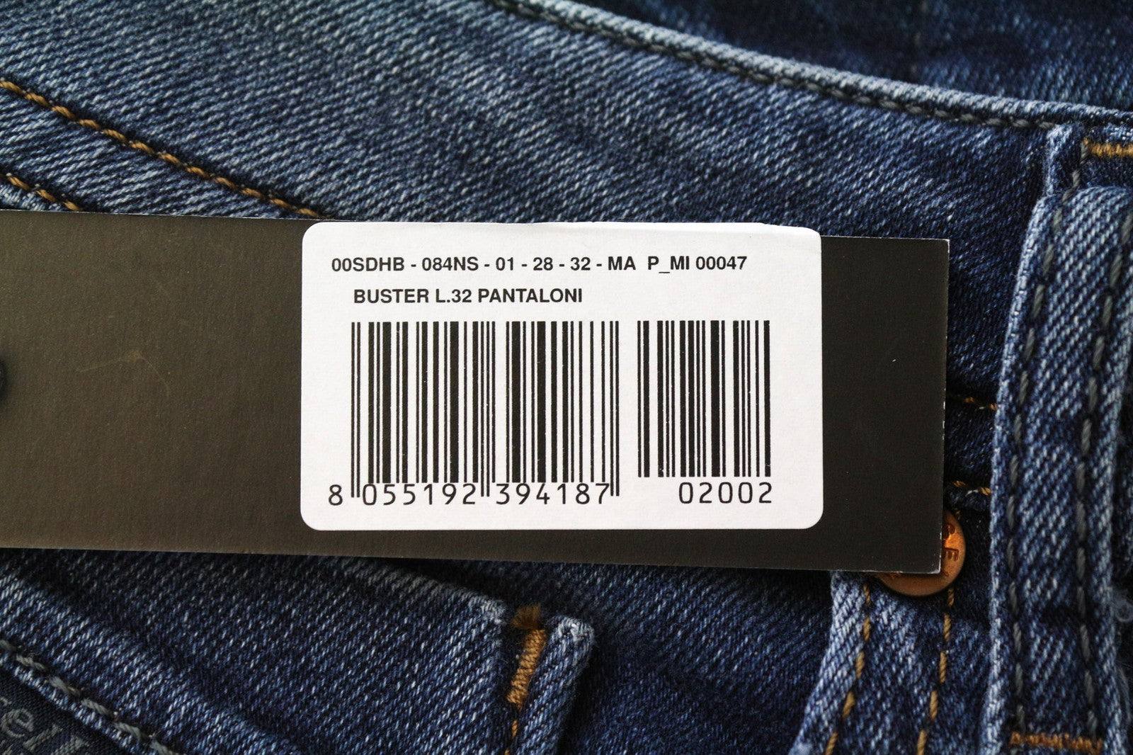 DIESEL Buster 084NS vyriški džinsai W28/L32 Slim Taper išblukintos mėlynos medvilnės džinso spalvos 