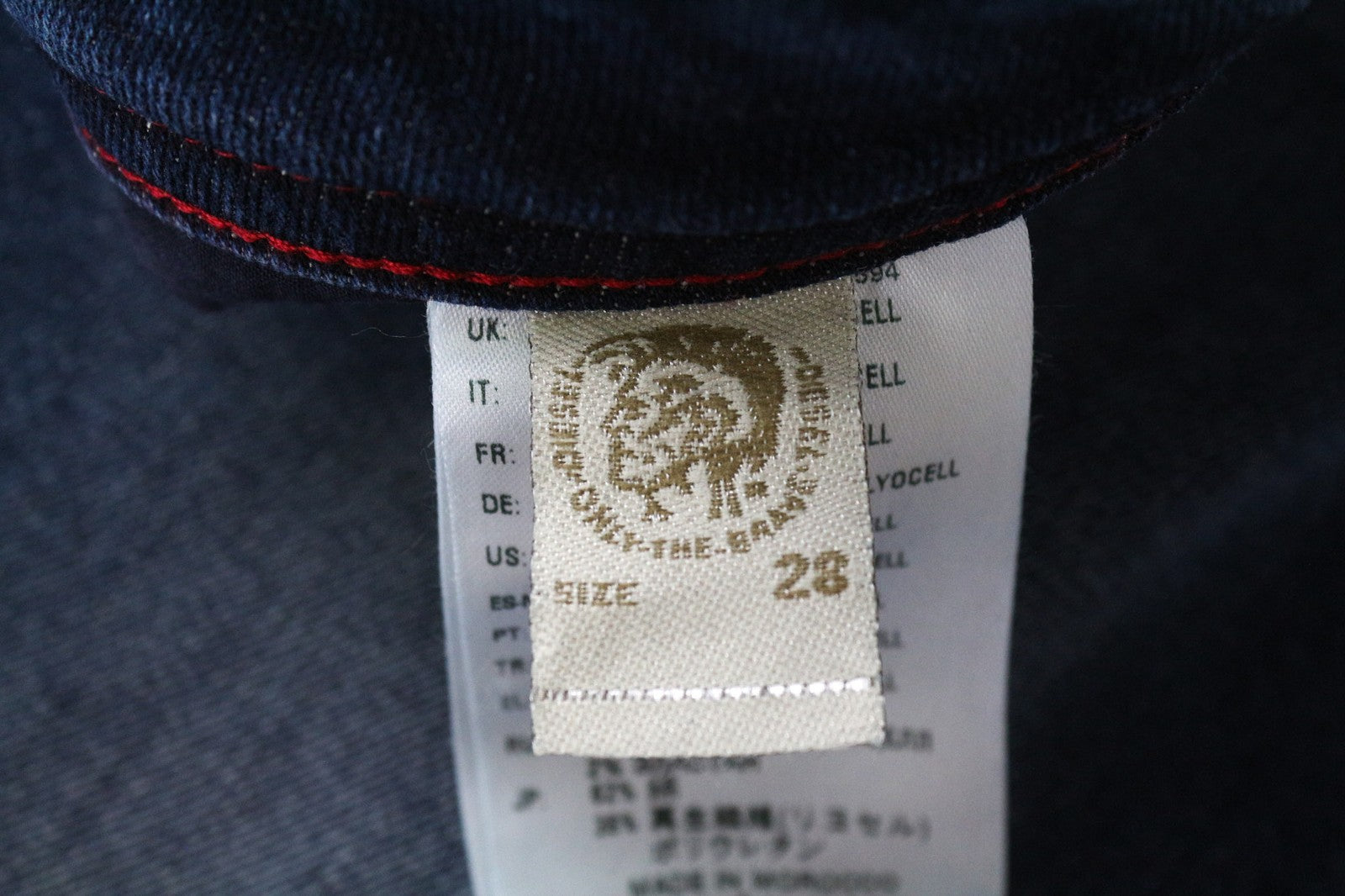 DIESEL Buster 084NS vyriški džinsai W28/L32 Slim Taper išblukintos mėlynos medvilnės džinso spalvos 