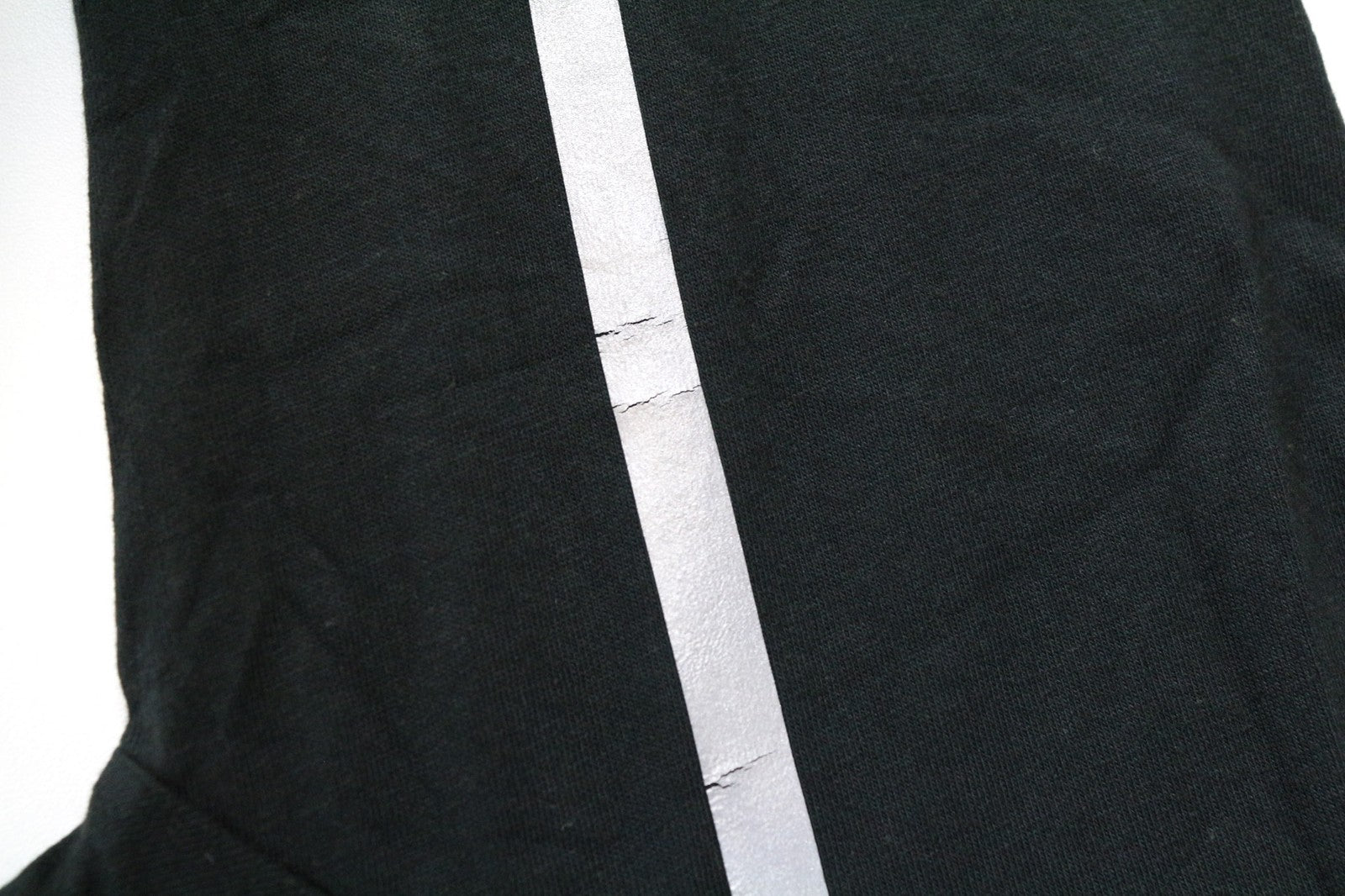 TUCANO URBANO T-TU moteriški marškinėliai su V formos iškirpte ir ilgomis rankovėmis, juodi. 