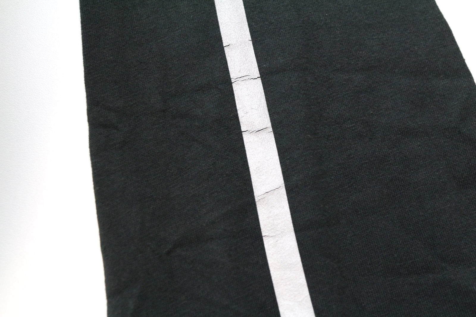 TUCANO URBANO T-TU moteriški marškinėliai su V formos iškirpte ir ilgomis rankovėmis, juodi. 