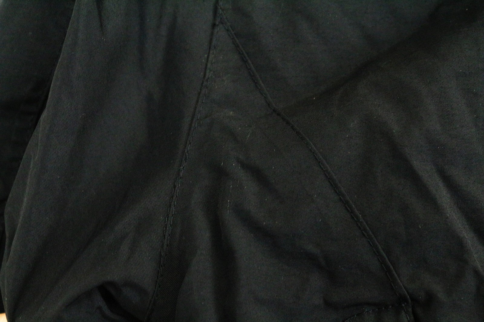 TUCANO URBANO Hide Park vyriška striukė EU42 juoda 2in1 vandeniui atspari nuimama pamušalo dalis 