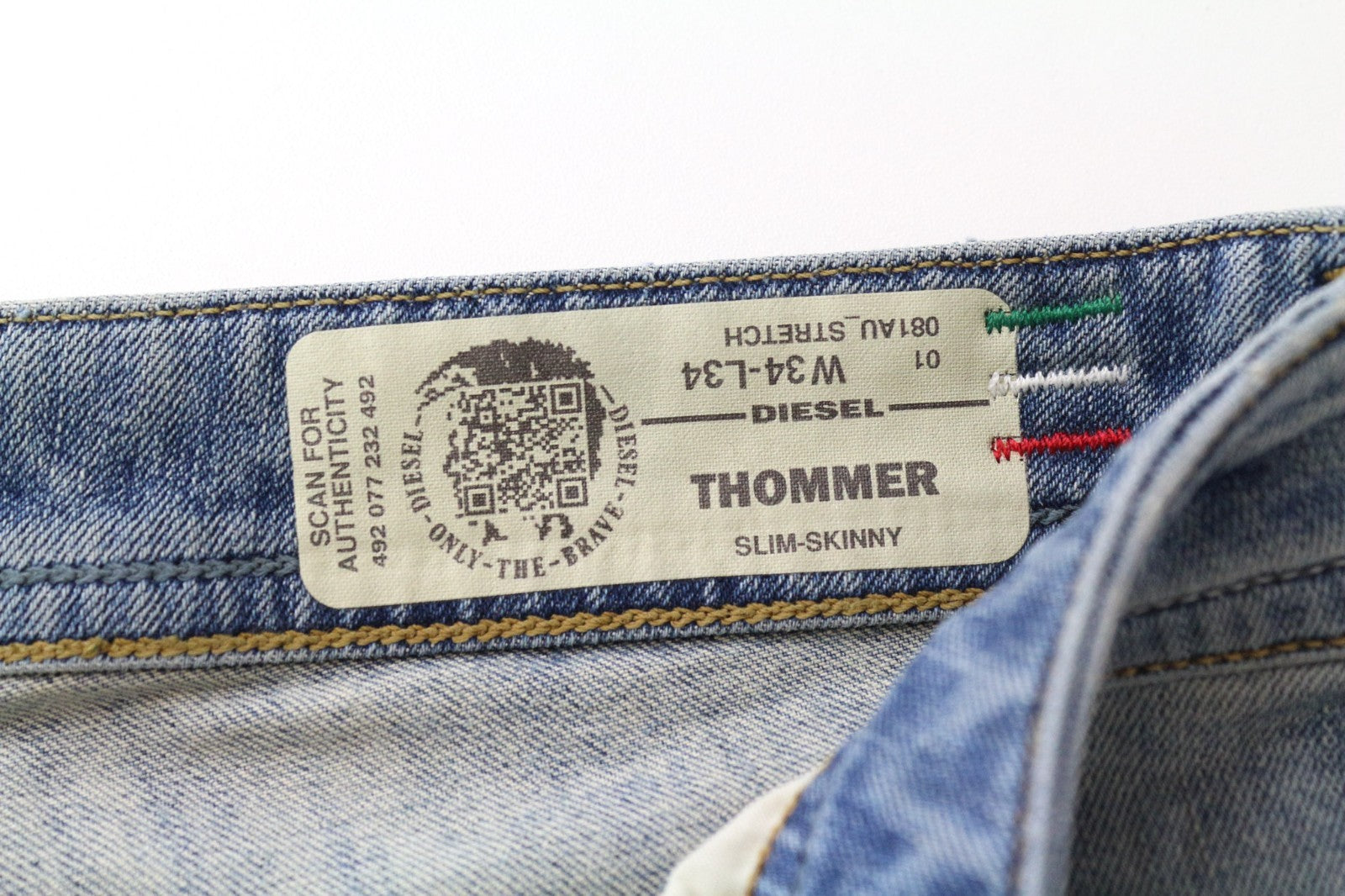 DIESEL Thommer 081AU vyriški džinsai W34/L34 Slim Skinny mėlyni medvilniniai tamprūs džinsai skalbimui 