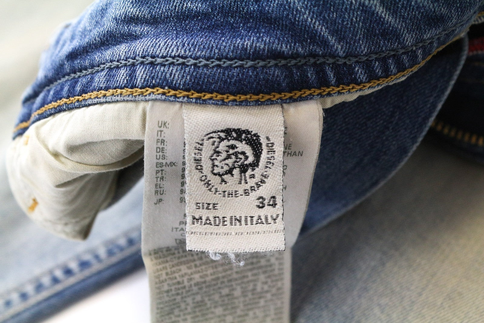 DIESEL Thommer 081AU vyriški džinsai W34/L34 Slim Skinny mėlyni medvilniniai tamprūs džinsai skalbimui 