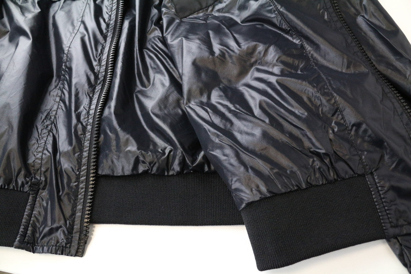 RICHMOND vyriška striukė 48 juoda 2in1 liemenė ilgomis rankovėmis užtrauktuku lengvas paltas 