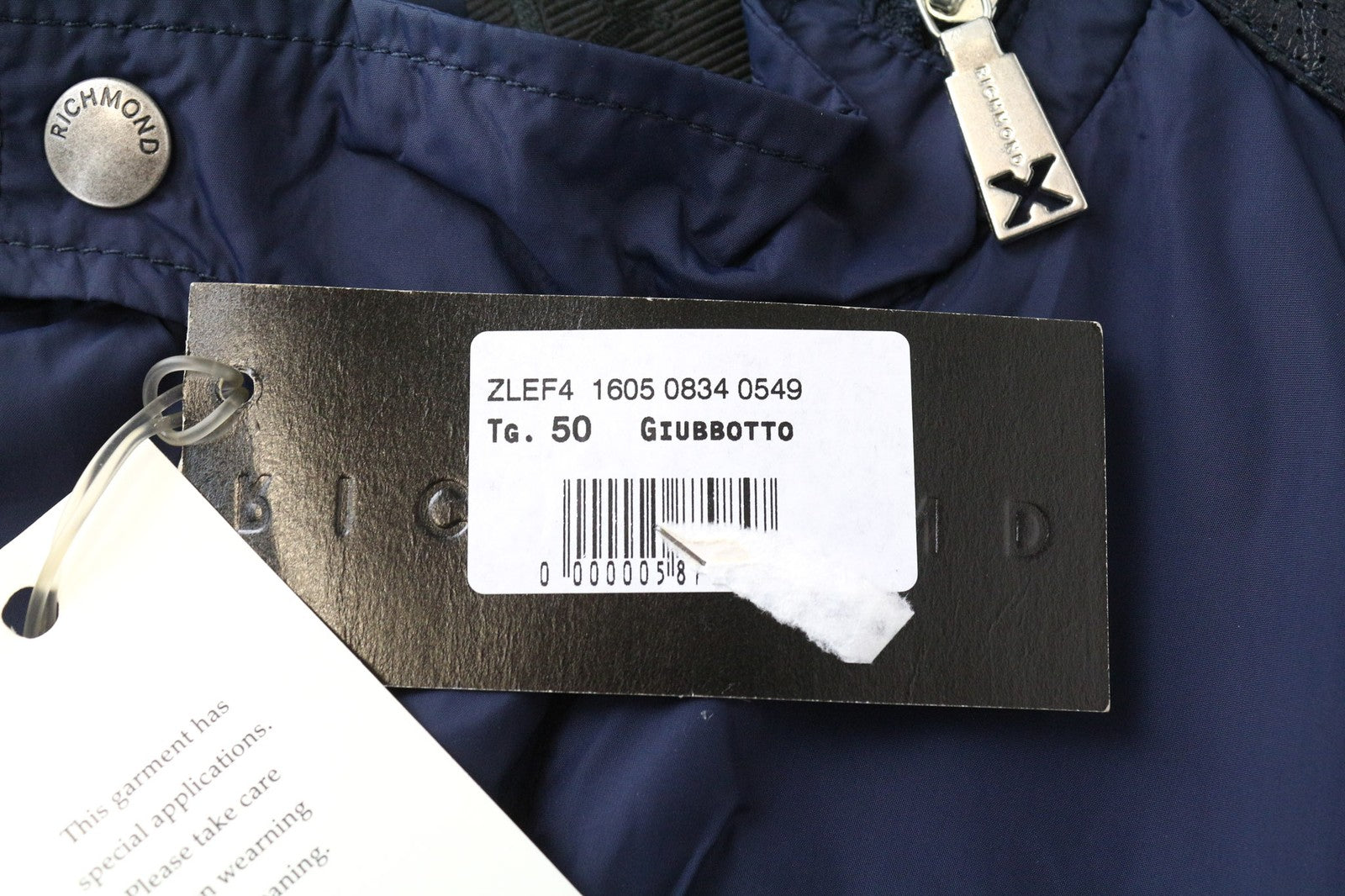 RICHMOND vyriška striukė 50 tamsiai mėlyna su užtrauktuku, vienaeilis, lengva, laisvalaikio stiliaus 