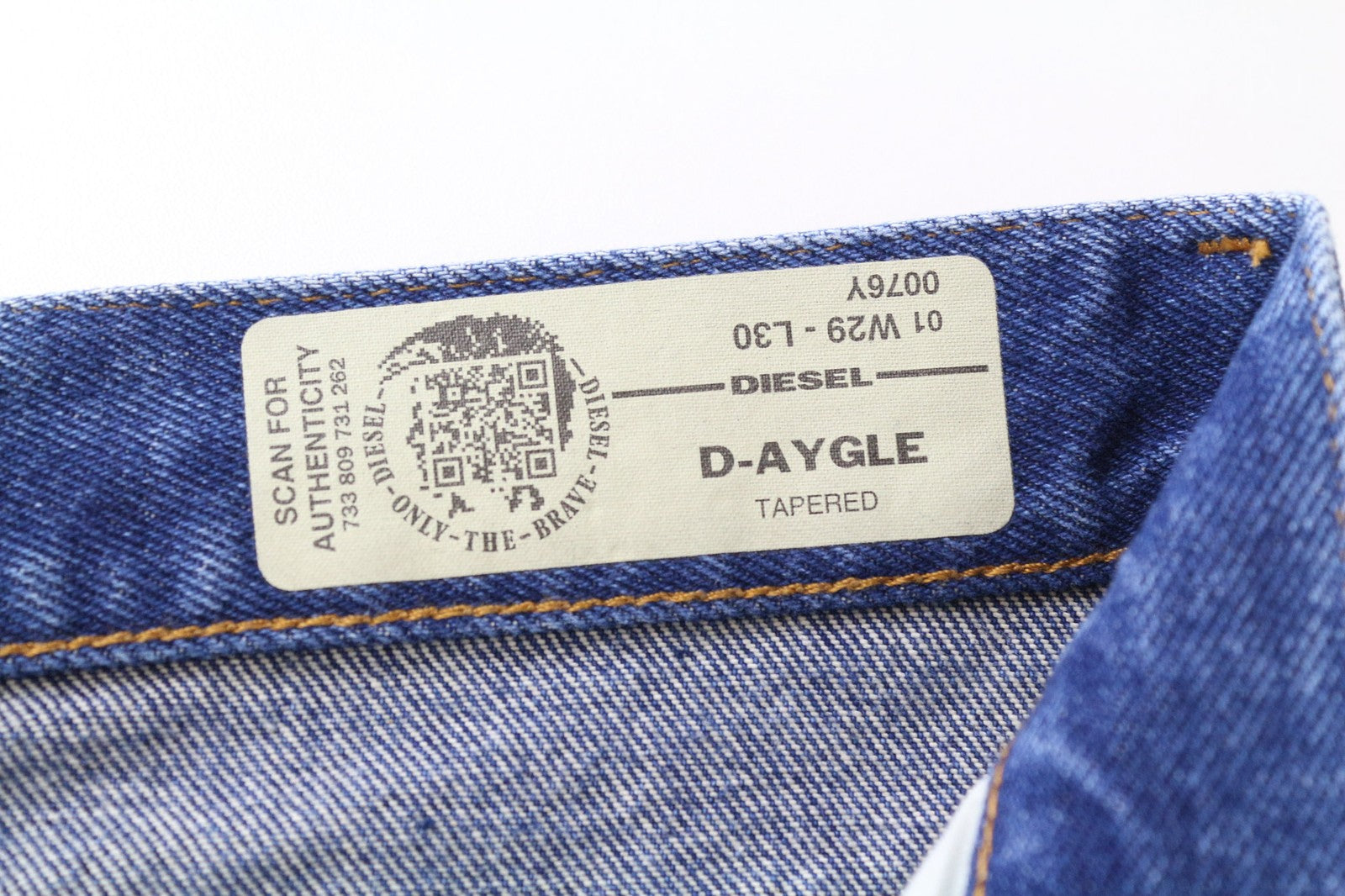DIESEL D-Aygle 0076Y vyriški džinsai W29/L30 skalbtos medvilnės mėlynos siaurėjančios kelnės 