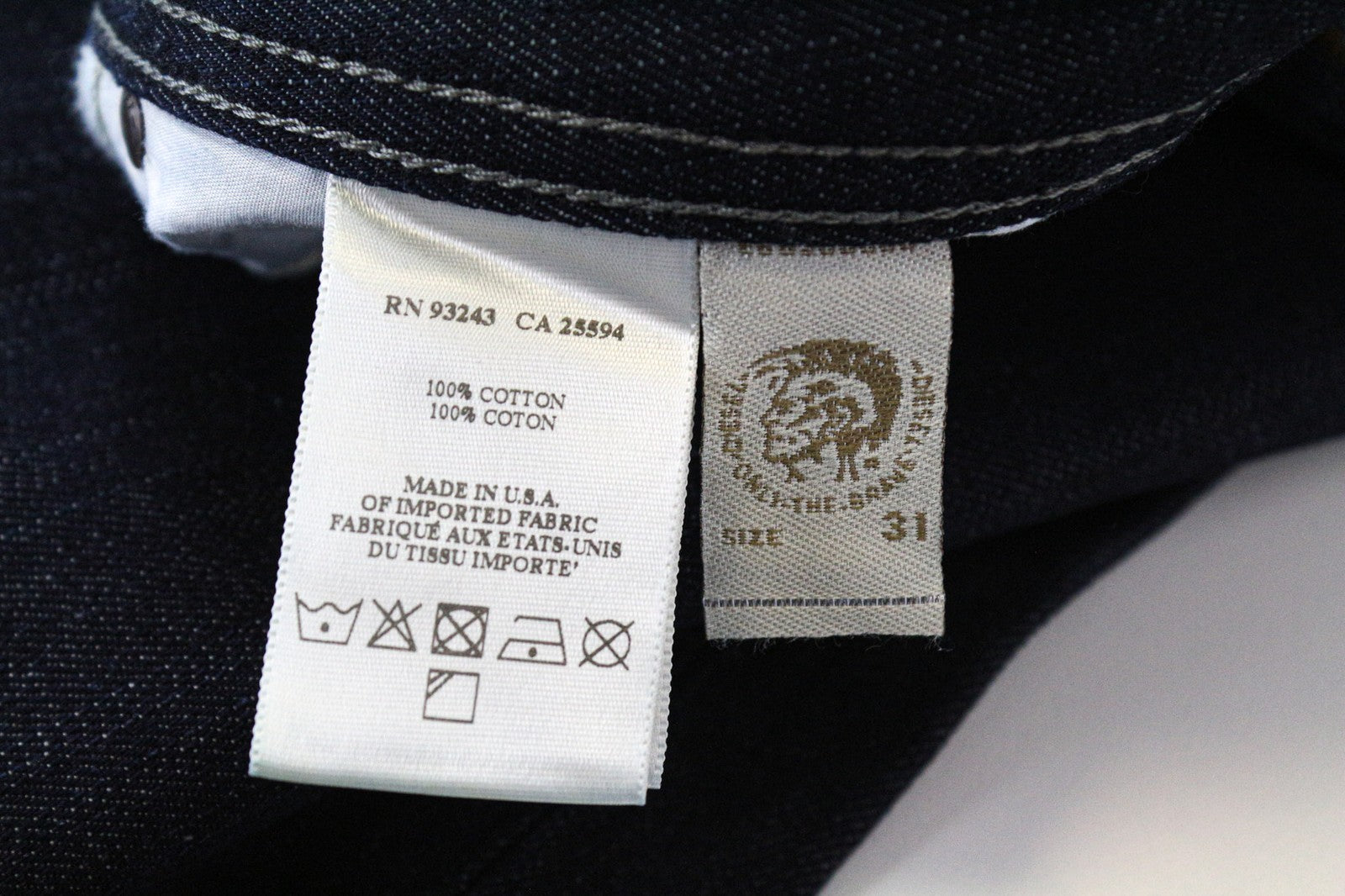 DIESEL Viker 0RUS7 vyriški džinsai W31/L32 Regular tiesūs tamsiai mėlyni medvilniniai džinsai 