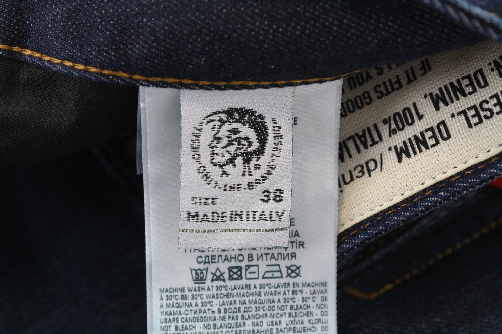 DIESEL D-Ligenz 088AN vyriški džinsai W38/L32 tamsiai mėlyni, skalbti, laisvo kirpimo, grynos medvilnės 