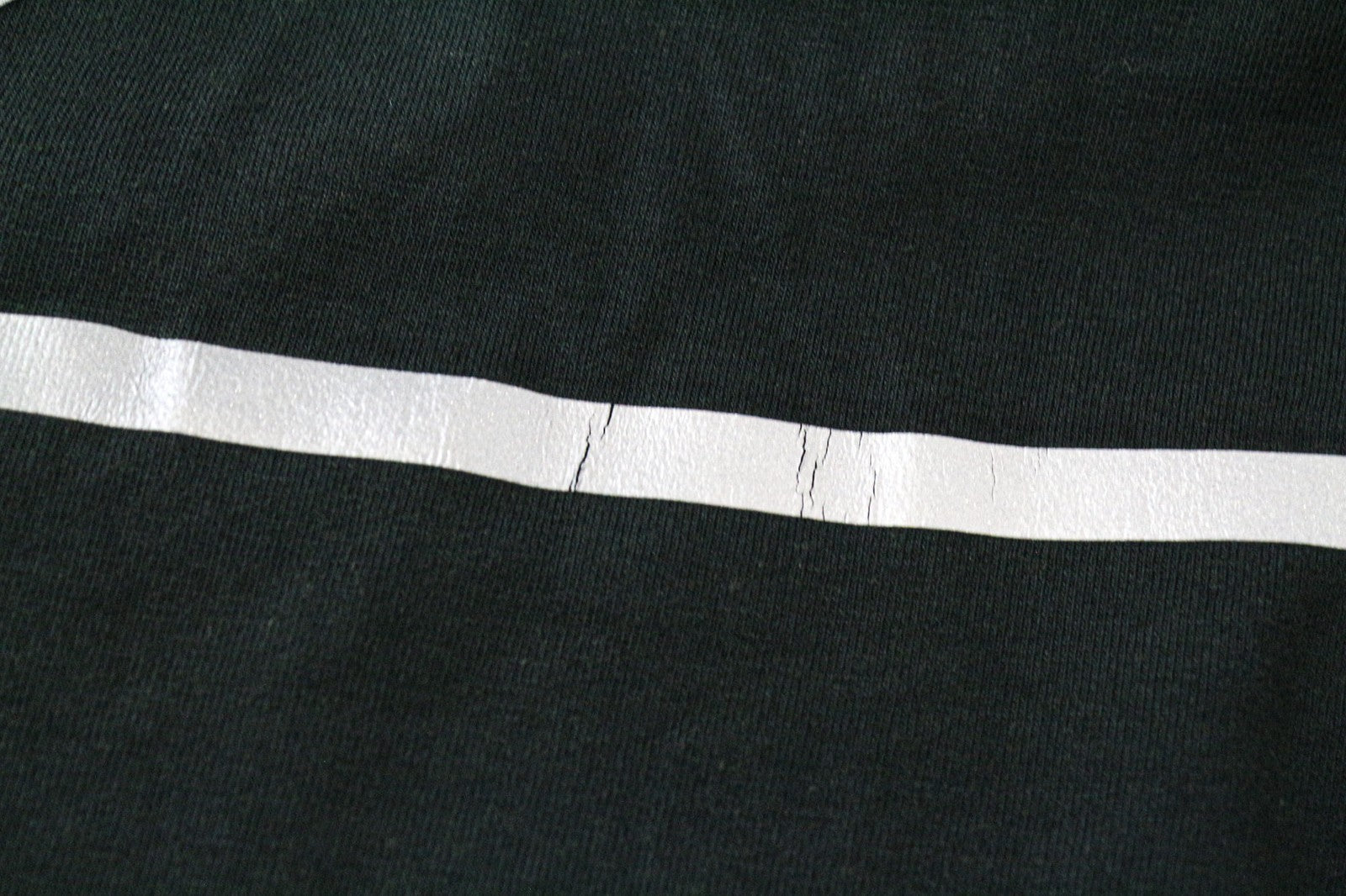 TUCANO URBANO T-TU moteriški marškinėliai su šviesą atspindinčia V formos iškirpte, juodi, XS dydžio 