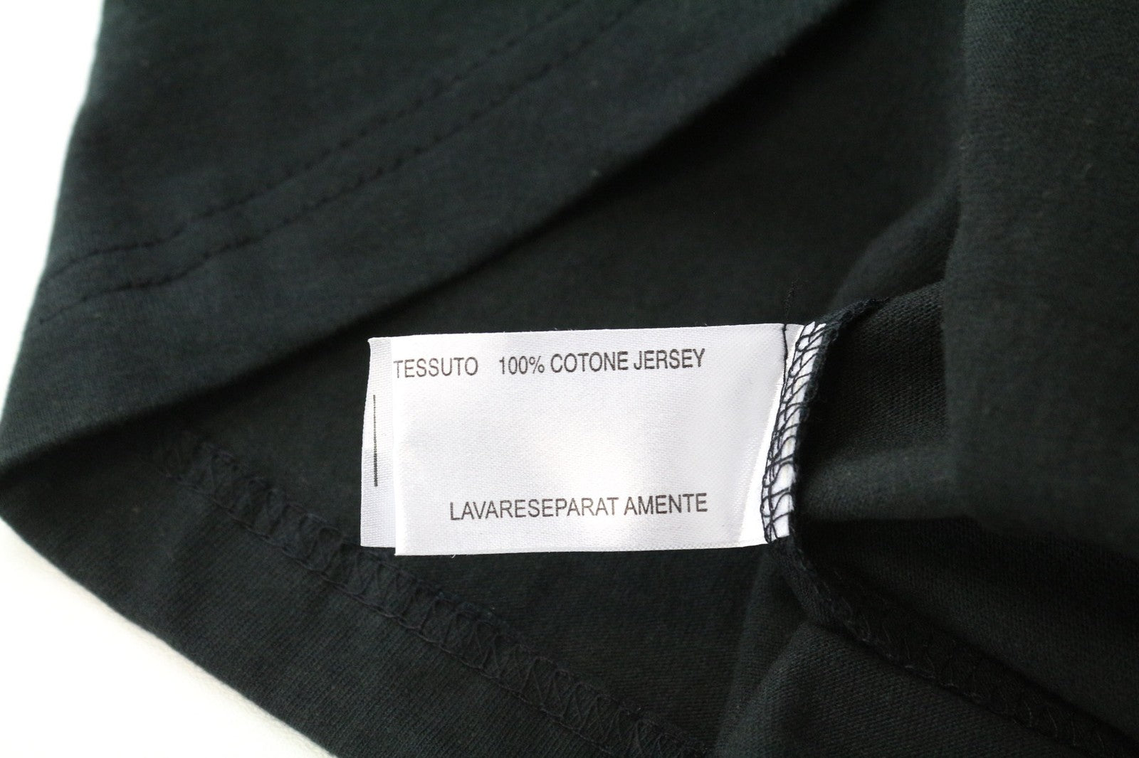 TUCANO URBANO T-TU moteriški marškinėliai su šviesą atspindinčia V formos iškirpte, juodi, XS dydžio 