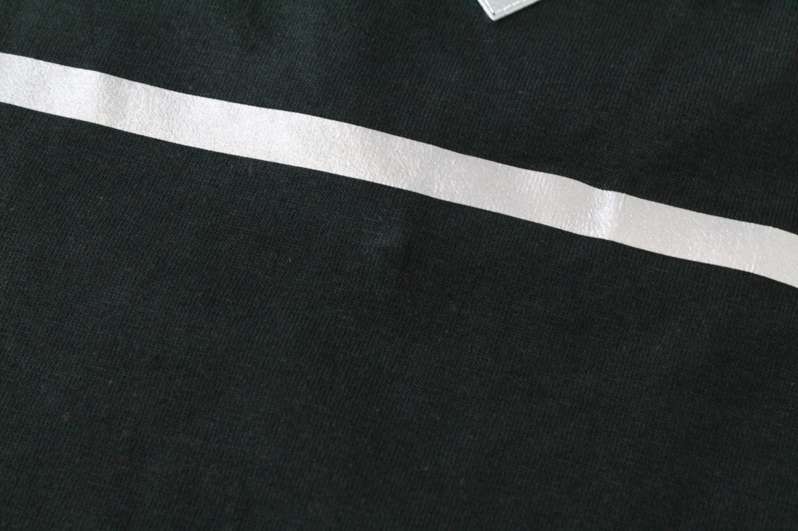 TUCANO URBANO T-TU moteriški marškinėliai su šviesą atspindinčia V formos iškirpte, juodi, XS dydžio 