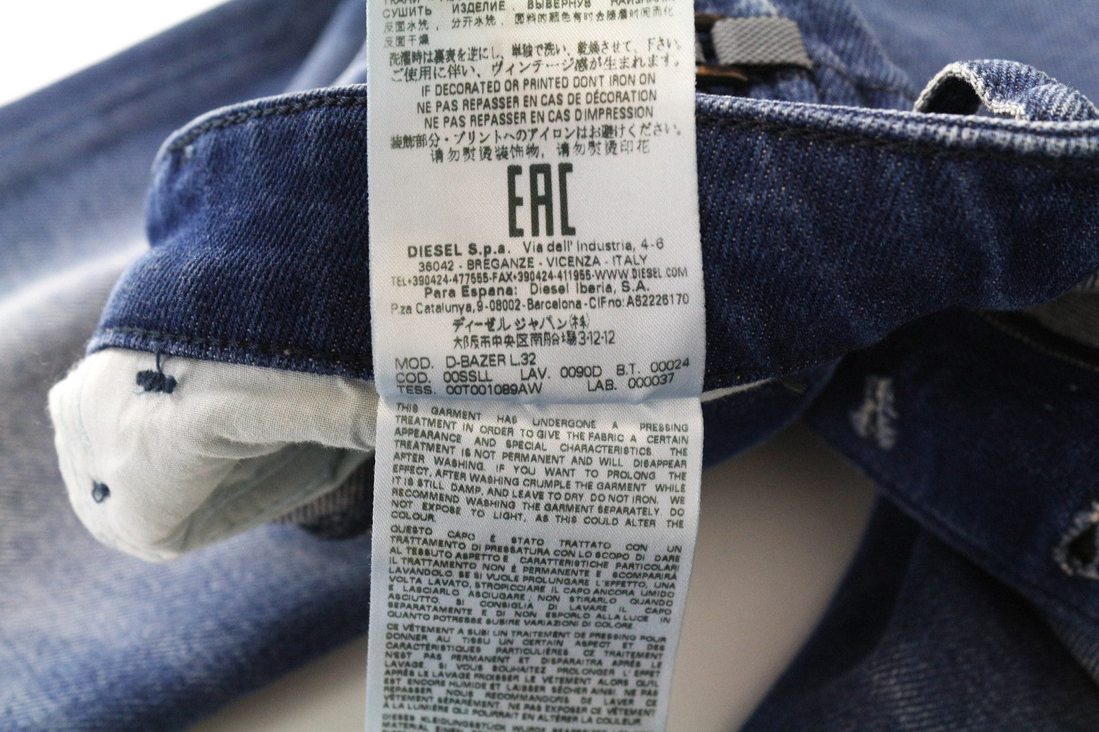 DIESEL D-Bazer 0090D Men's Jeans W28/L32 Washed Blue Stretch Tapered Fit Cotton