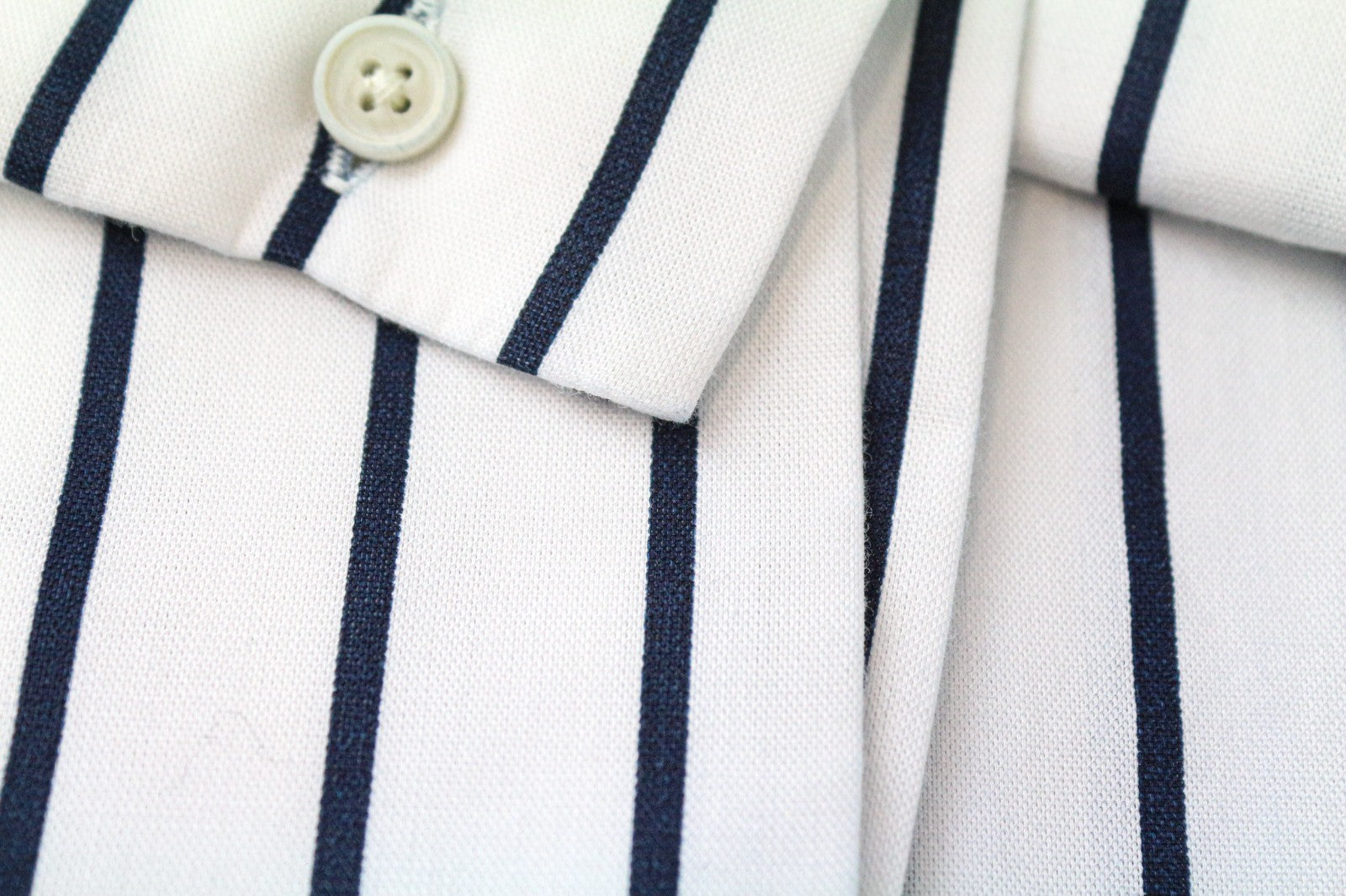 SCOTCH &amp; SODA vyriški marškinėliai M, balti, dryžuoti, asimetriški, ilgi, medvilniniai 