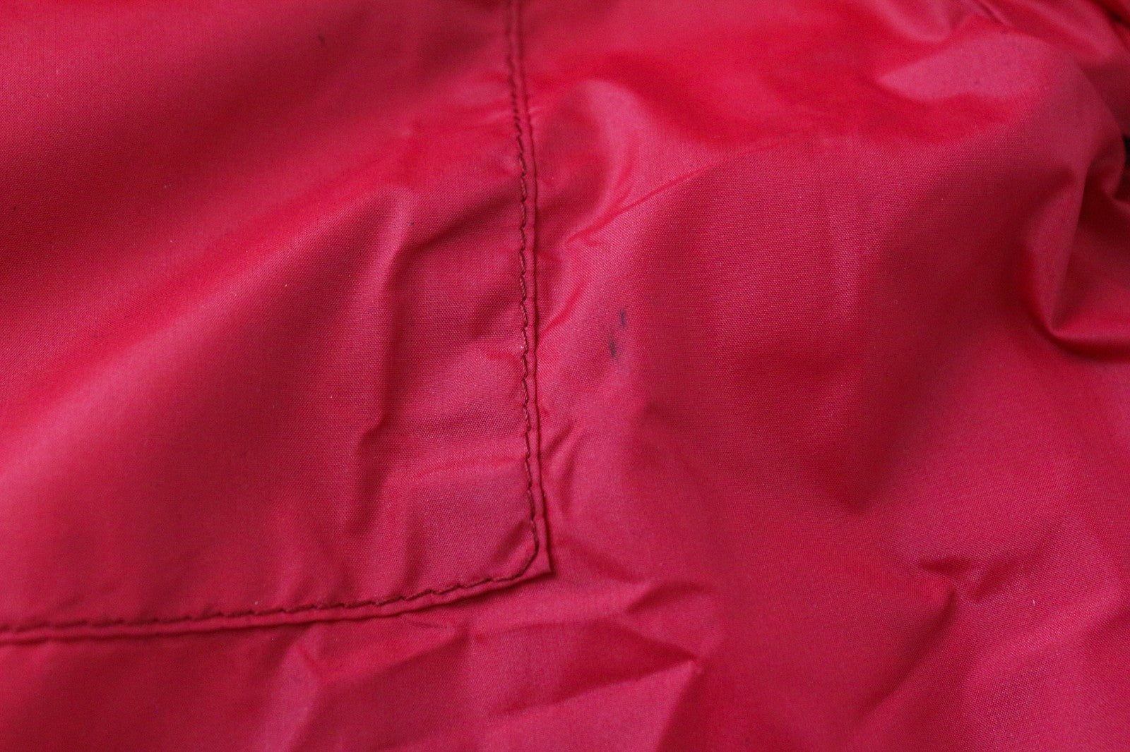 RICHMOND vyriška striukė IT48 ryškiai raudona dizainerio užtrauktuku, aukšta apykakle, klasikinio stiliaus, su pamušalu 