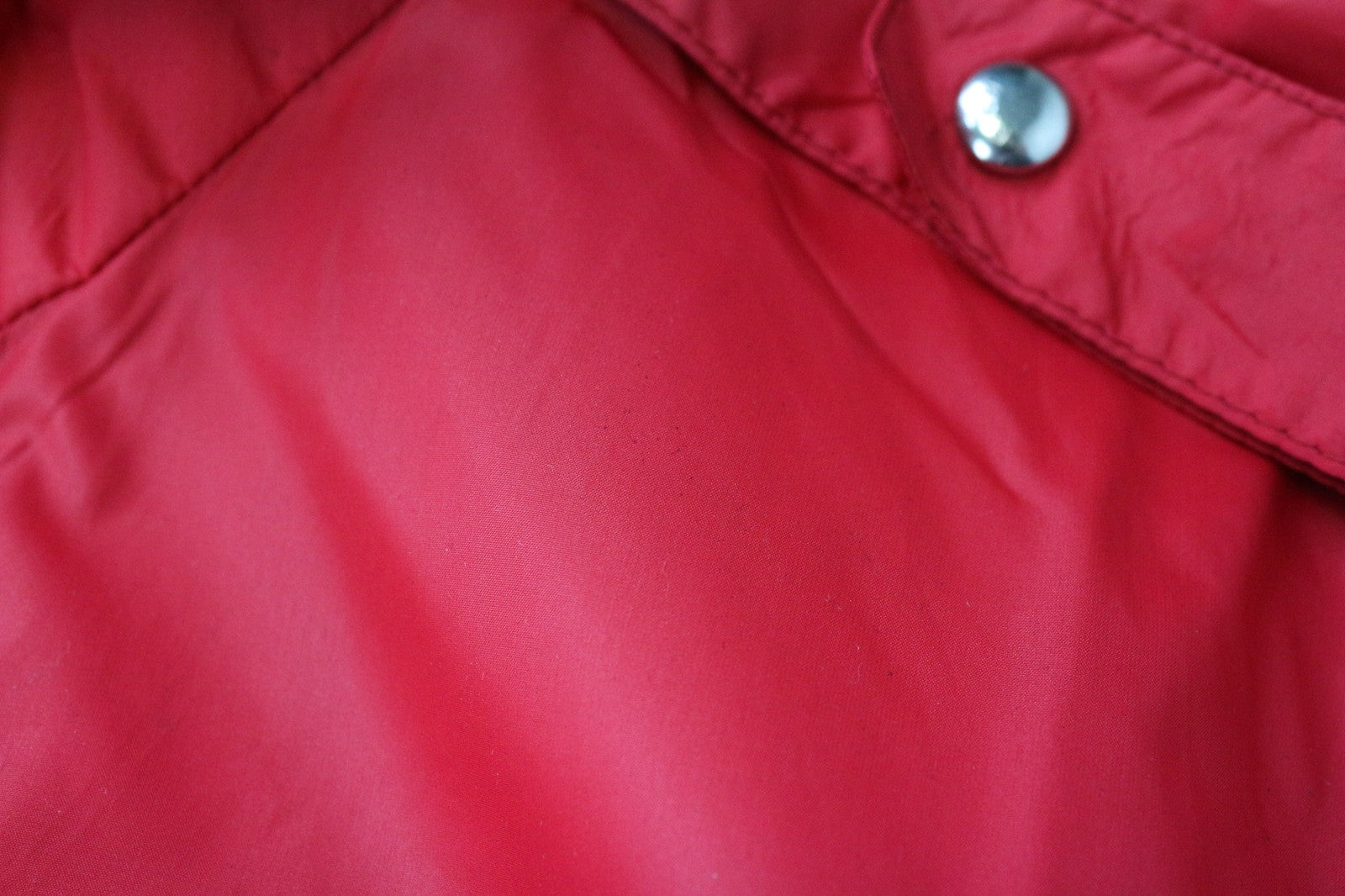 RICHMOND vyriška striukė IT48 ryškiai raudona dizainerio užtrauktuku, aukšta apykakle, klasikinio stiliaus, su pamušalu 