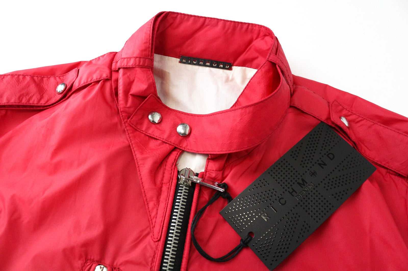 RICHMOND vyriška striukė IT48 ryškiai raudona dizainerio užtrauktuku, aukšta apykakle, klasikinio stiliaus, su pamušalu 