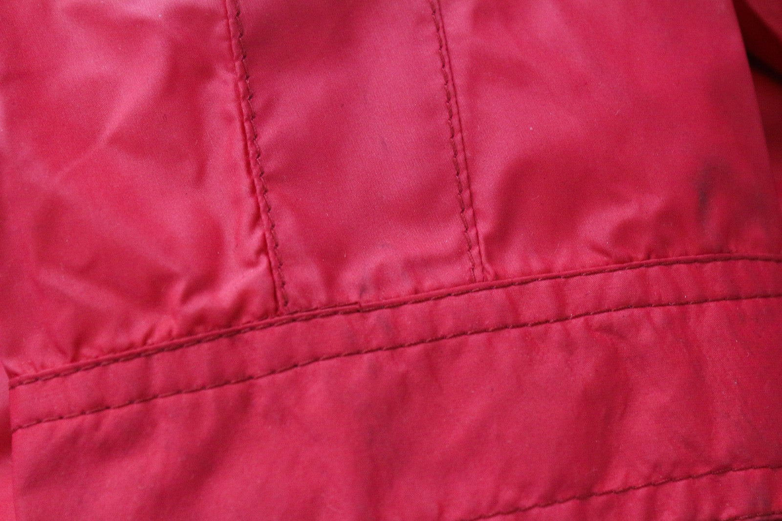 RICHMOND vyriška striukė IT48 ryškiai raudona dizainerio užtrauktuku, aukšta apykakle, klasikinio stiliaus, su pamušalu 