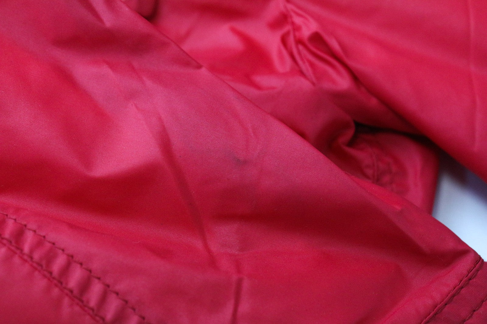 RICHMOND vyriška striukė IT48 ryškiai raudona dizainerio užtrauktuku, aukšta apykakle, klasikinio stiliaus, su pamušalu 