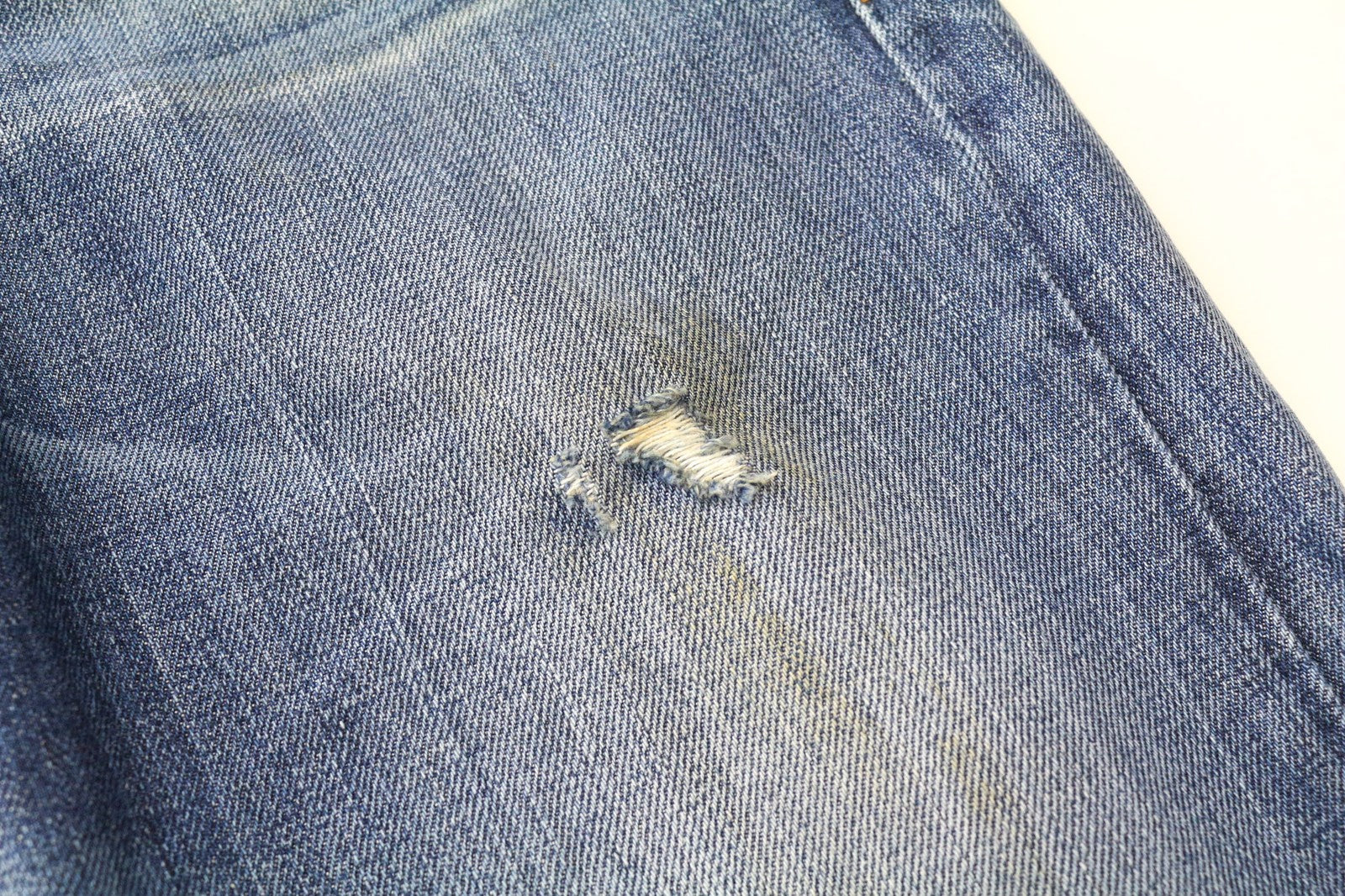 TAKESHY KUROSAWA Men's W30 Slim Blue Cotton Distressed Aged Look Washed Jean