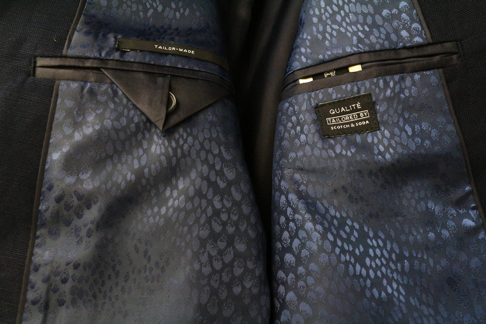 SCOTCH &amp; SODA Ams Couture vyriškas S dydžio tamsiai mėlynas lininis medvilninis švarkas su viena saga snapeliu 