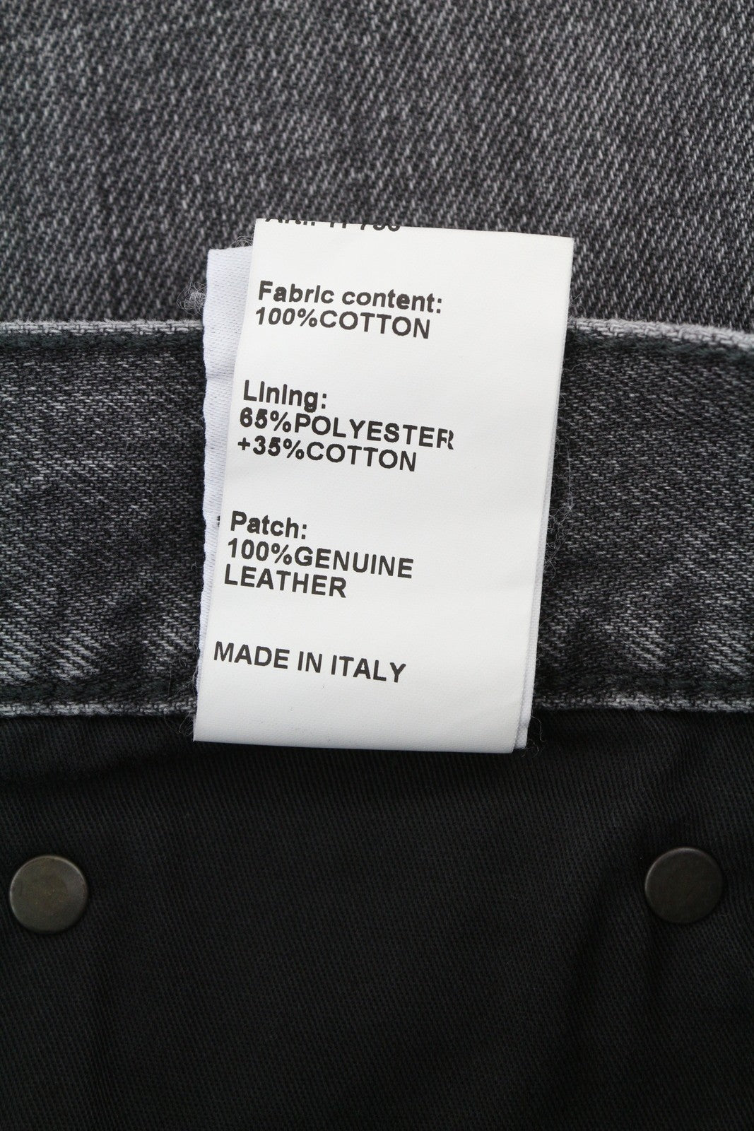 R13 Boyfriend moteriški džinsai 28 Wilson juodi ūsai su išblukusiu džinsu, trumpinti užtrauktuku PS25 