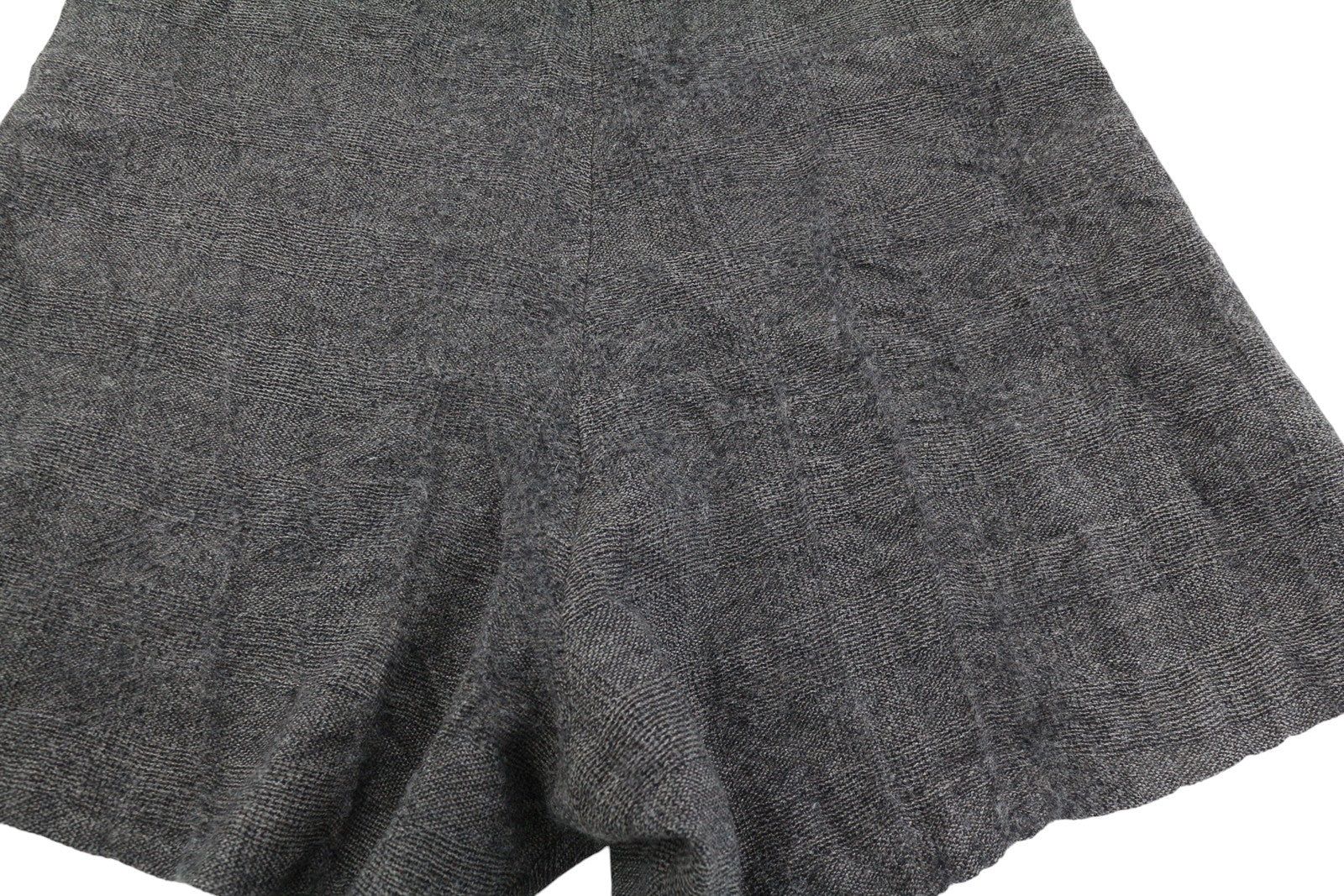 R13 moteriškas romperis su nėriniais ir rankovėmis S dydžio, tamsiai pilkas, languotas, vilnonis PF25, RRP1075 