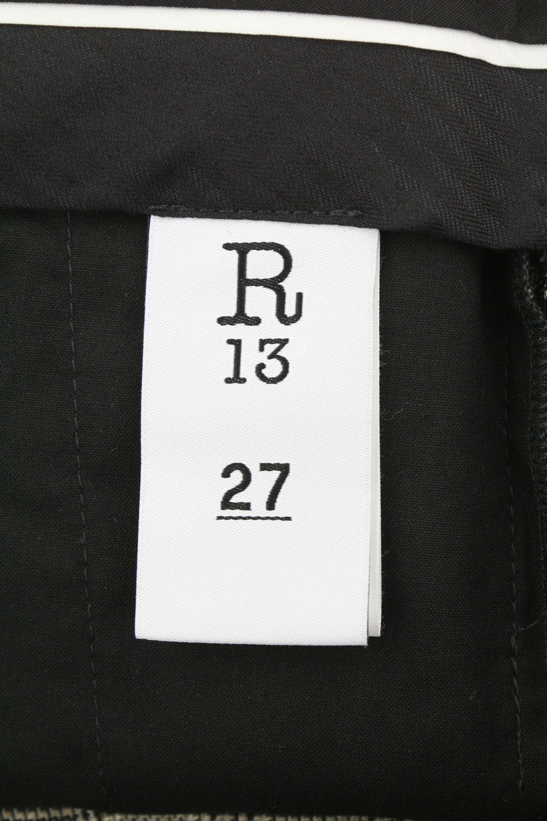 R13 Pasiūti moteriški šortai 27 pilki languoti lininiai tamprūs apvadai SS25 RRP499 