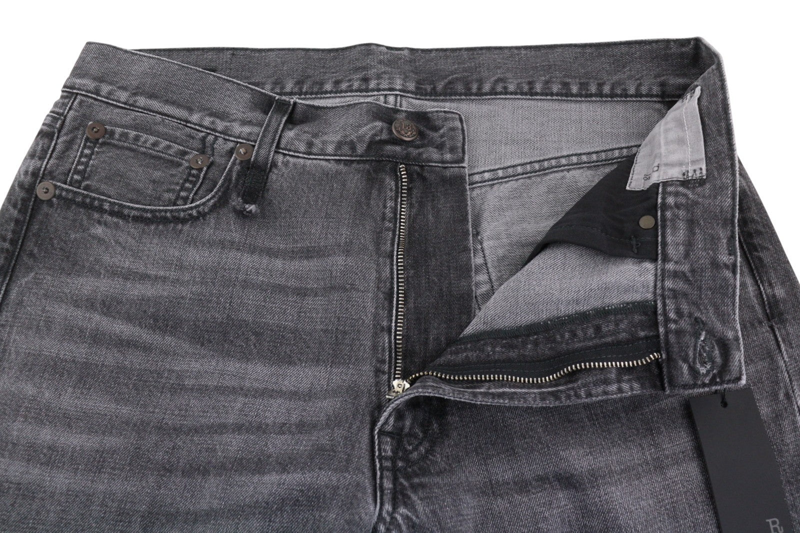 R13 Boyfriend moteriški džinsai 29 Wilson juodi ūsai su išblukusiais trumpais tiesiais PS25