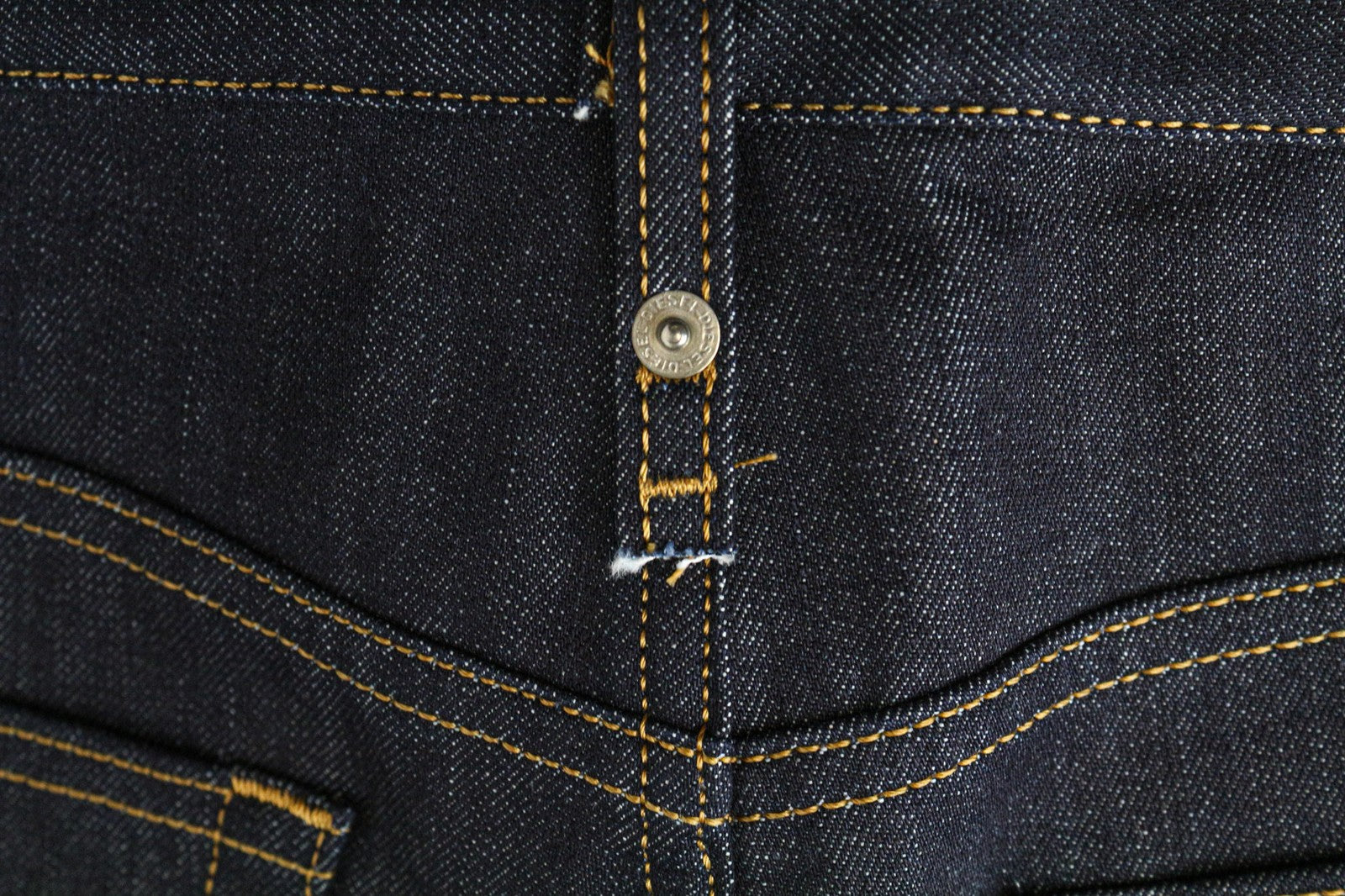 DIESEL Mharky 088AH Men's W32/L32 Dark Blue Pure Cotton Slim Jeans Everyday