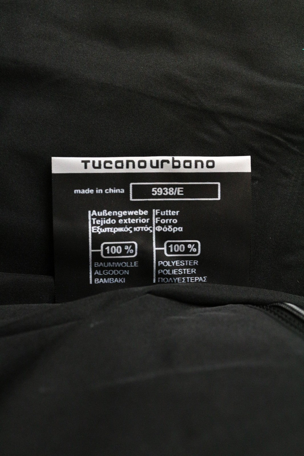 TUCANO URBANO Queen moteriška IT42 juoda vaškuota grynos medvilnės vėjui nepralaidi striukė 