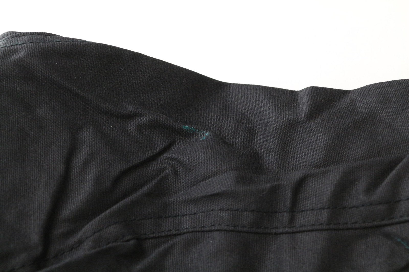 TUCANO URBANO Queen moteriška IT42 juoda vaškuota grynos medvilnės vėjui nepralaidi striukė 