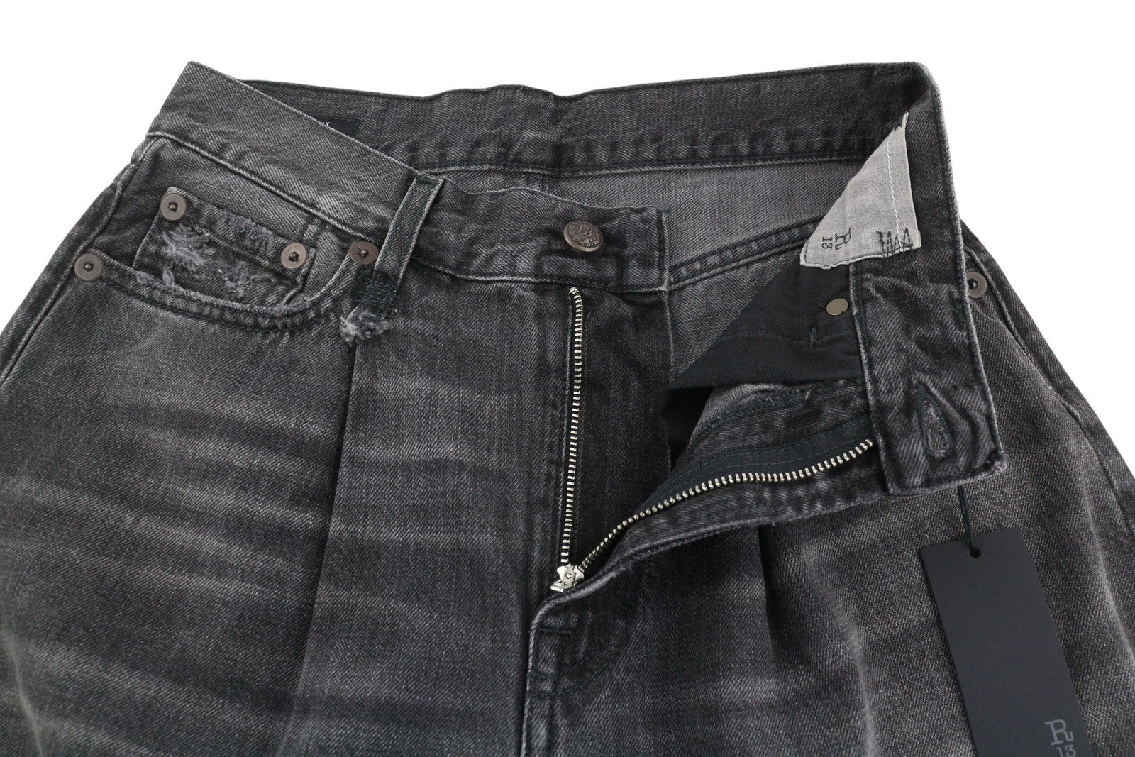 R13 trumpi plačių klešnių moteriški džinsai 24 Wilson juodi su trumpais užtrauktukais PS25 RRP699 