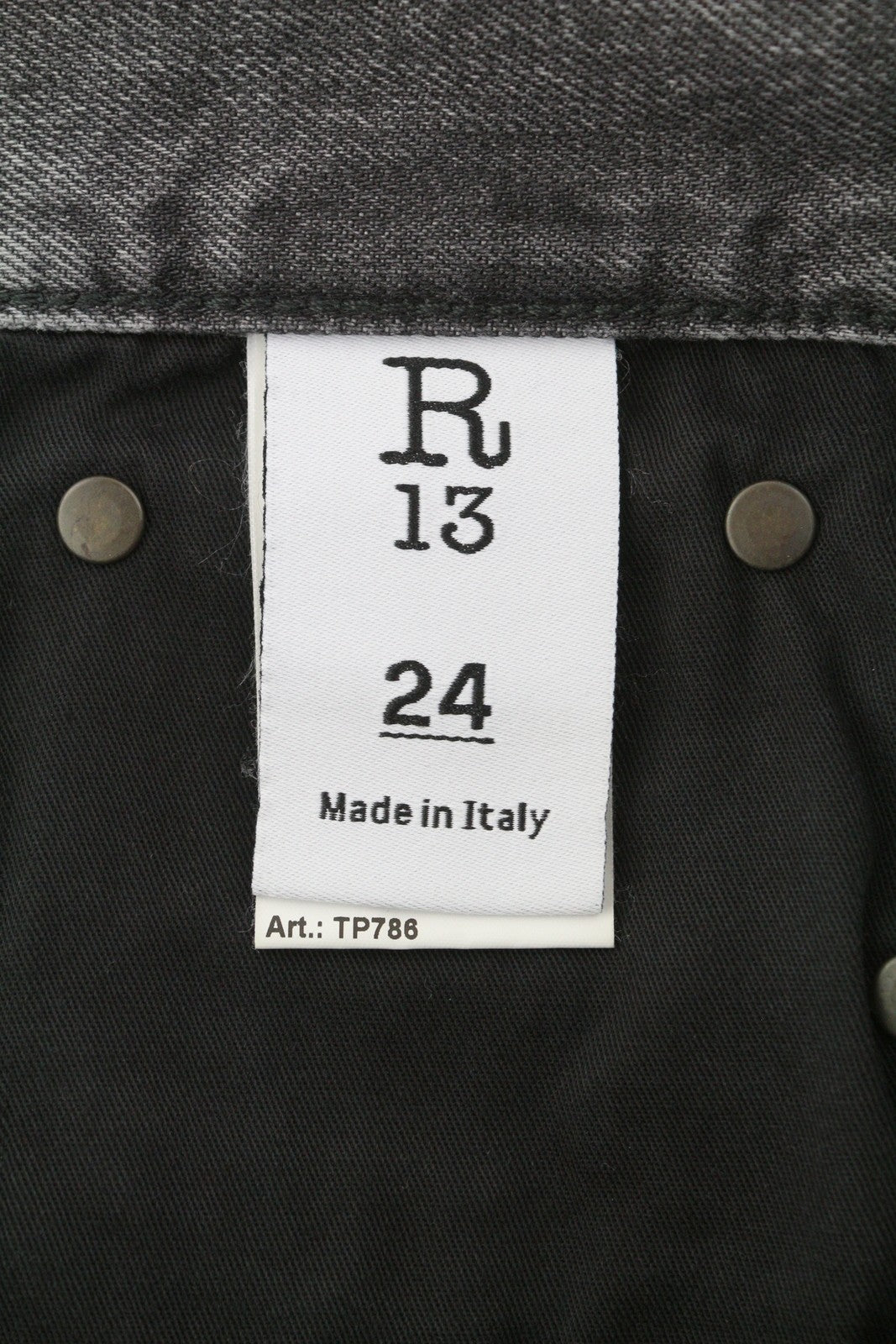 R13 Boyfriend moteriški džinsai 24 Wilson juodi ūsai su išblukusiais trumpais tiesiais PS25 