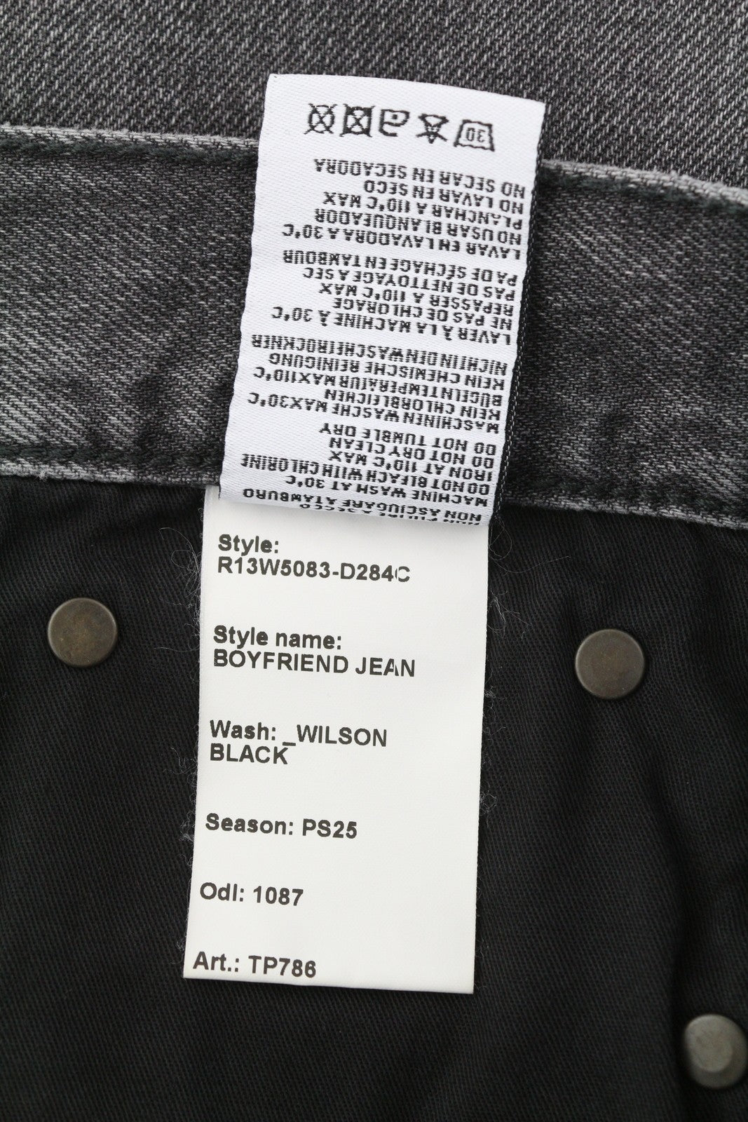 R13 Boyfriend moteriški džinsai 24 Wilson juodi ūsai su išblukusiais trumpais tiesiais PS25 