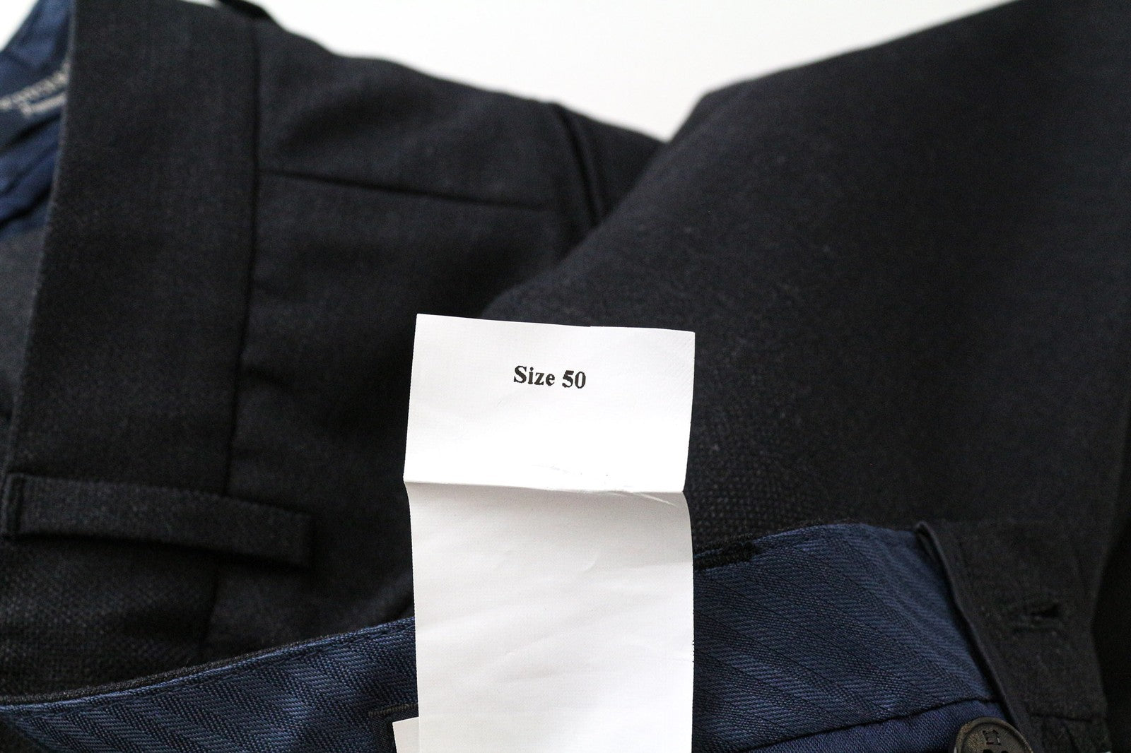 SCOTCH &amp; SODA vyriškos kelnės 50 tamsiai pilkos, plonos, plokščia priekine dalimi, klasikinės chino stiliaus, su užtrauktuku 