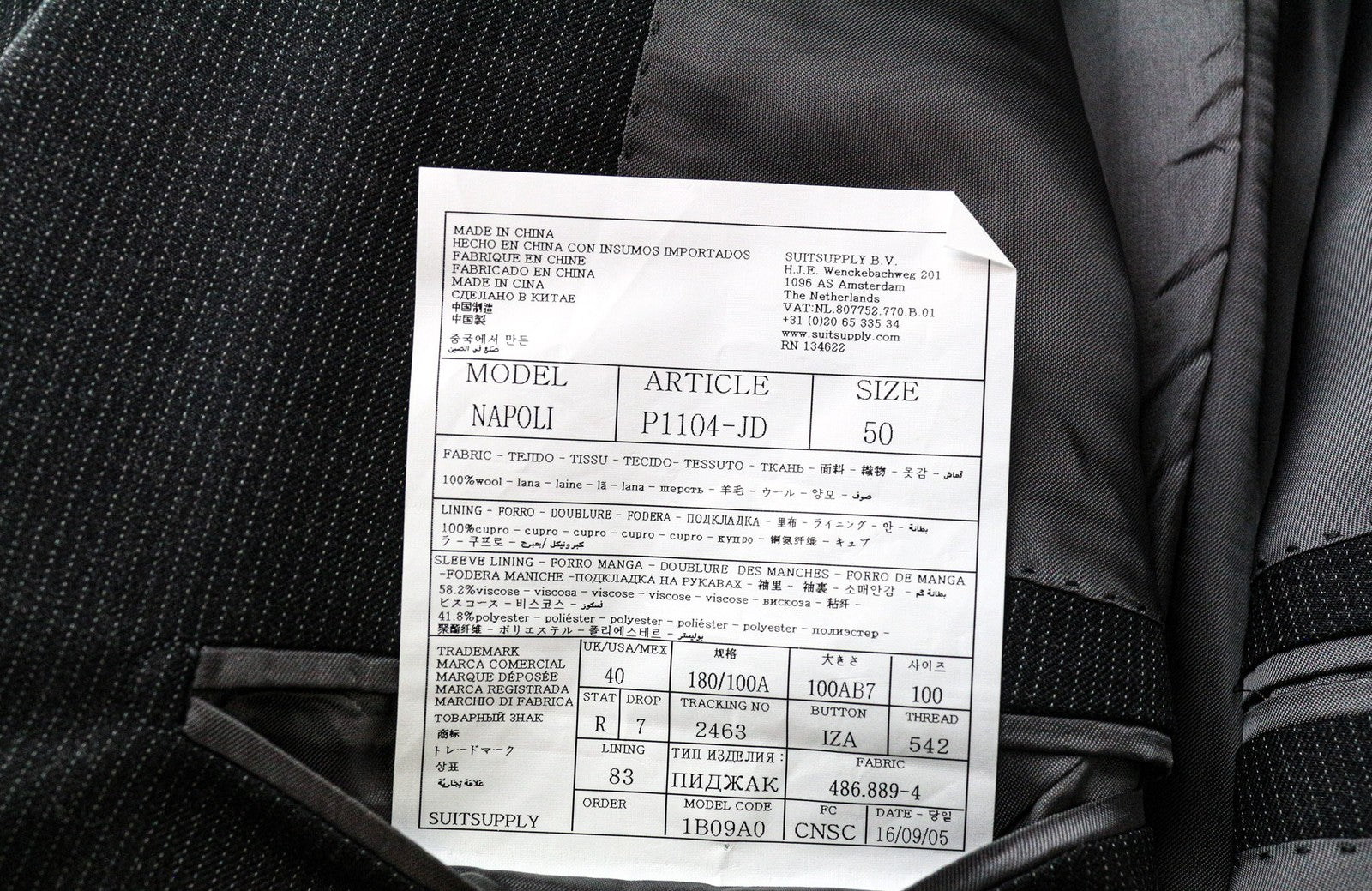 „SUITSUPPLY Napoli“ vyriškas švarkas, pilkas dryžuotas, grynos vilnos, UK40R, S110s, lieknas kirpimas 