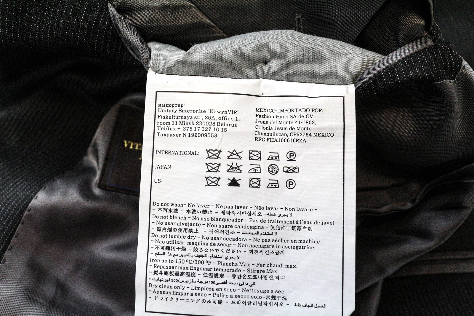 „SUITSUPPLY Napoli“ vyriškas švarkas, pilkas dryžuotas, grynos vilnos, UK40R, S110s, lieknas kirpimas 