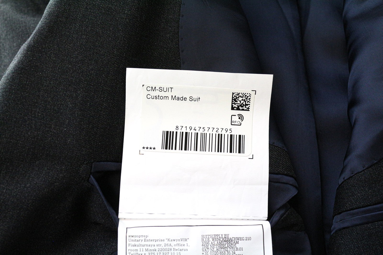 „SUITSUPPLY Lazio“ vyriškas švarkas, UK38L, plonas, tamsiai pilkas, melanžo spalvos, oficialus paltas 