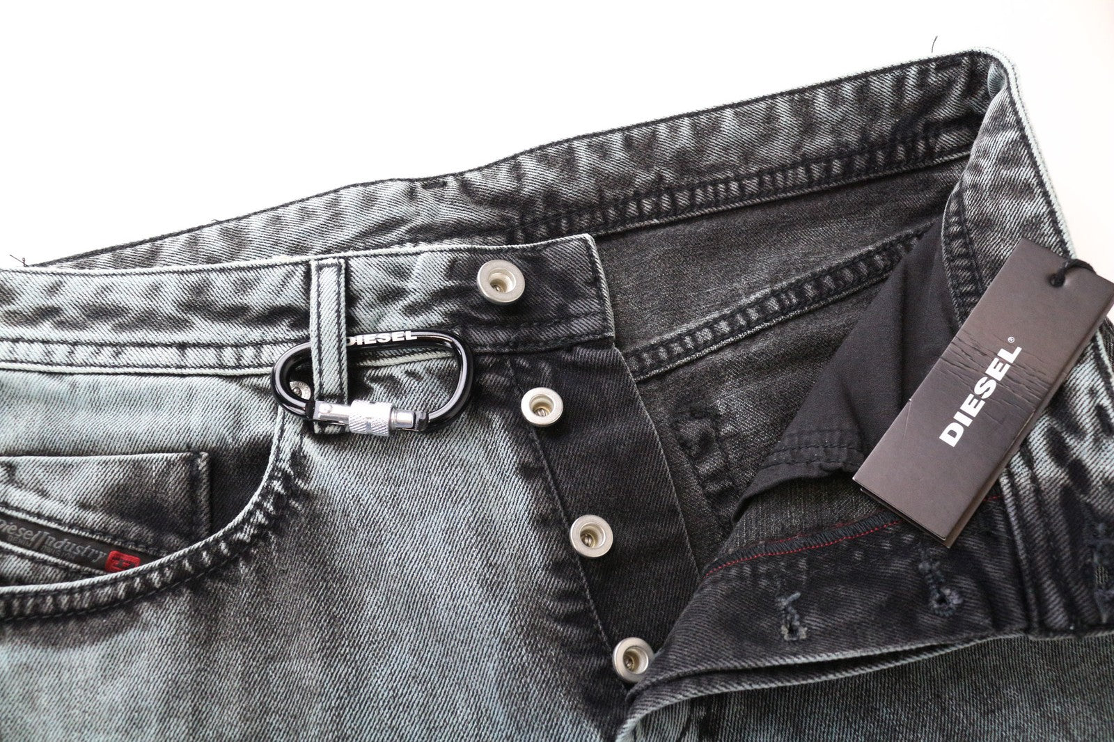 DIESEL D-Buster-CO 00SJ7S vyriški džinsai W29 mėlyni, ploni, siaurėjantys, netamprūs 