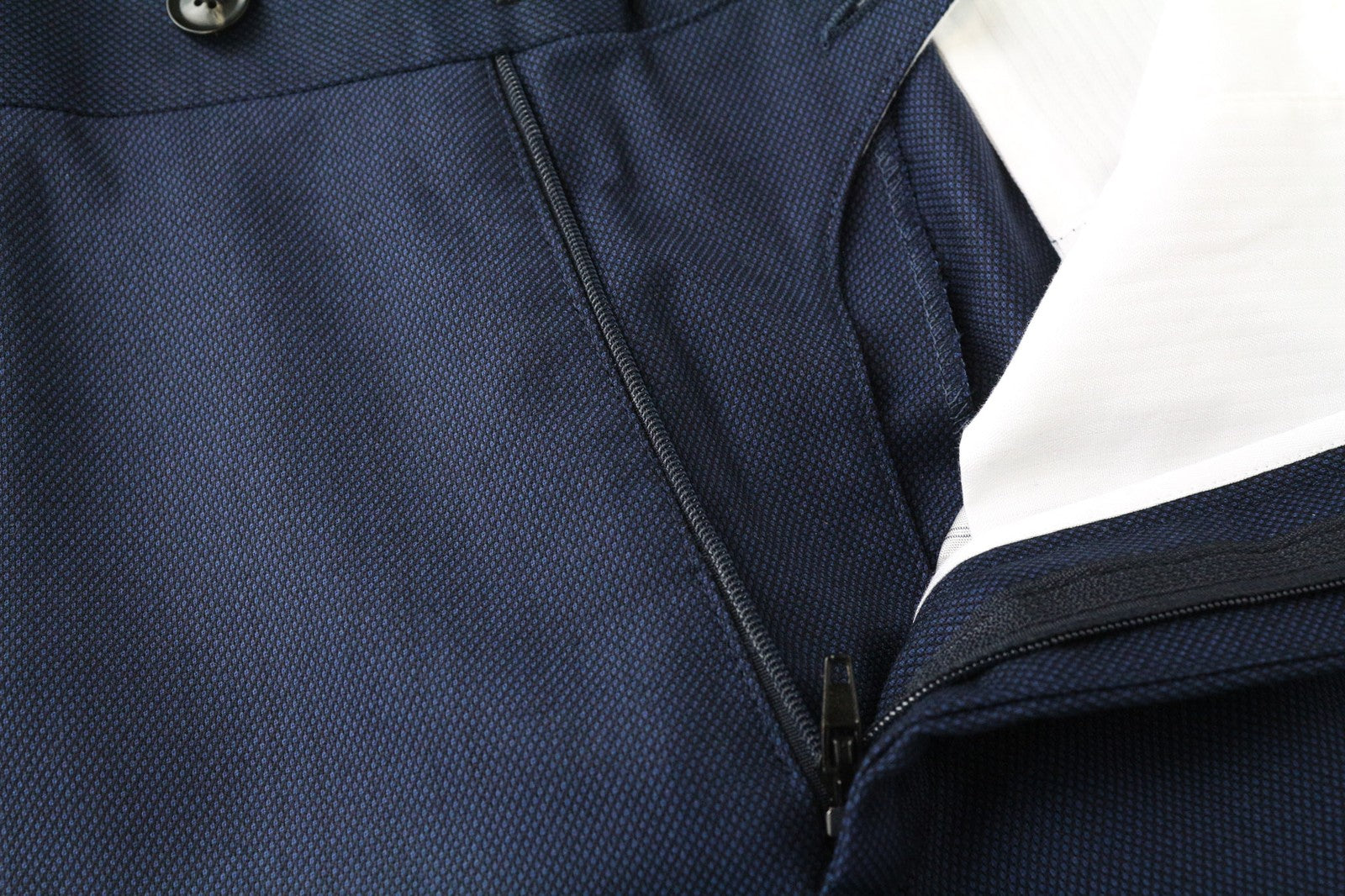 SUITSUPPLY Brescia vyriškos kelnės, UK38S, mėlynos, grynos vilnos, su klostėmis priekyje, pamušalu 