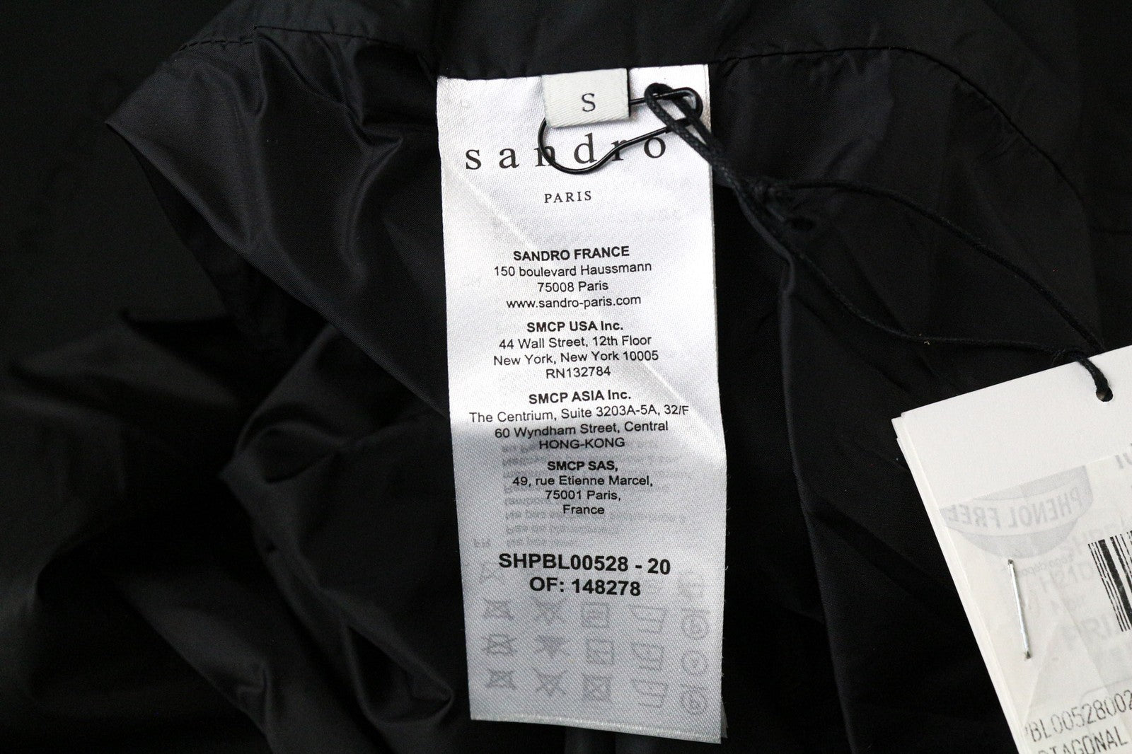 SANDRO Diagonal vyriška striukė M juoda su gobtuvu ir užtrauktuku, lengva, laisvalaikio stiliaus 