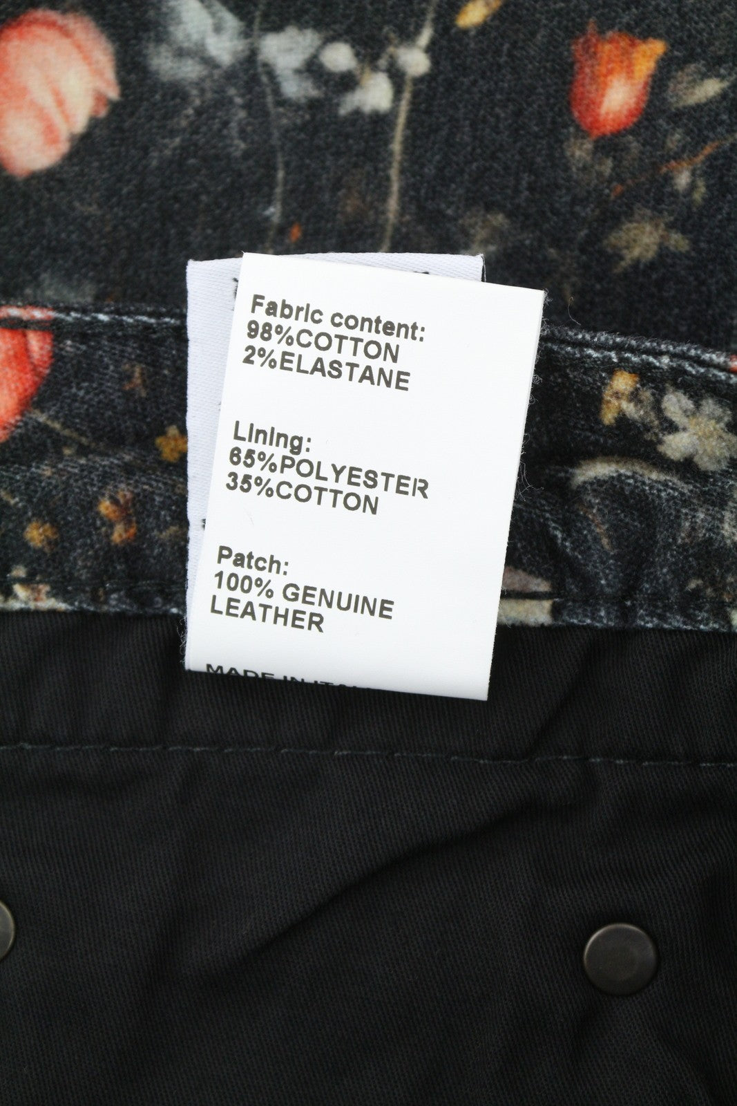 R13 berniukiški platėjantys moteriški džinsai 31 mėnulio žiedlapių aksominis gėlių raštas FW25 RRP799 