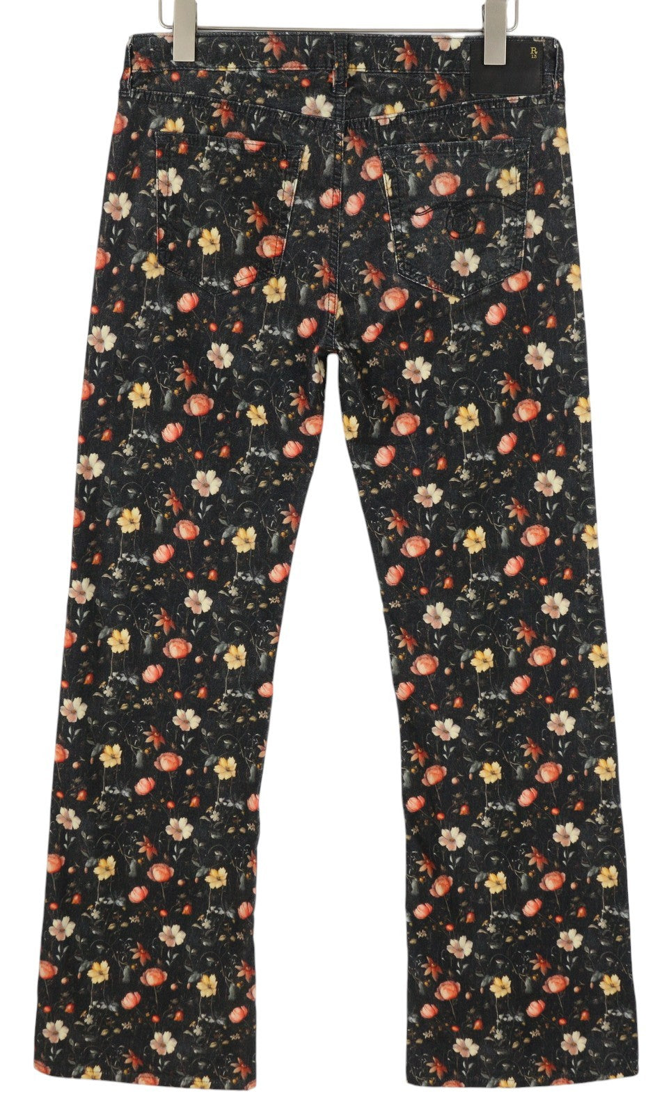 R13 berniukiški platėjantys moteriški džinsai 31 mėnulio žiedlapių aksominis gėlių raštas FW25 RRP799 