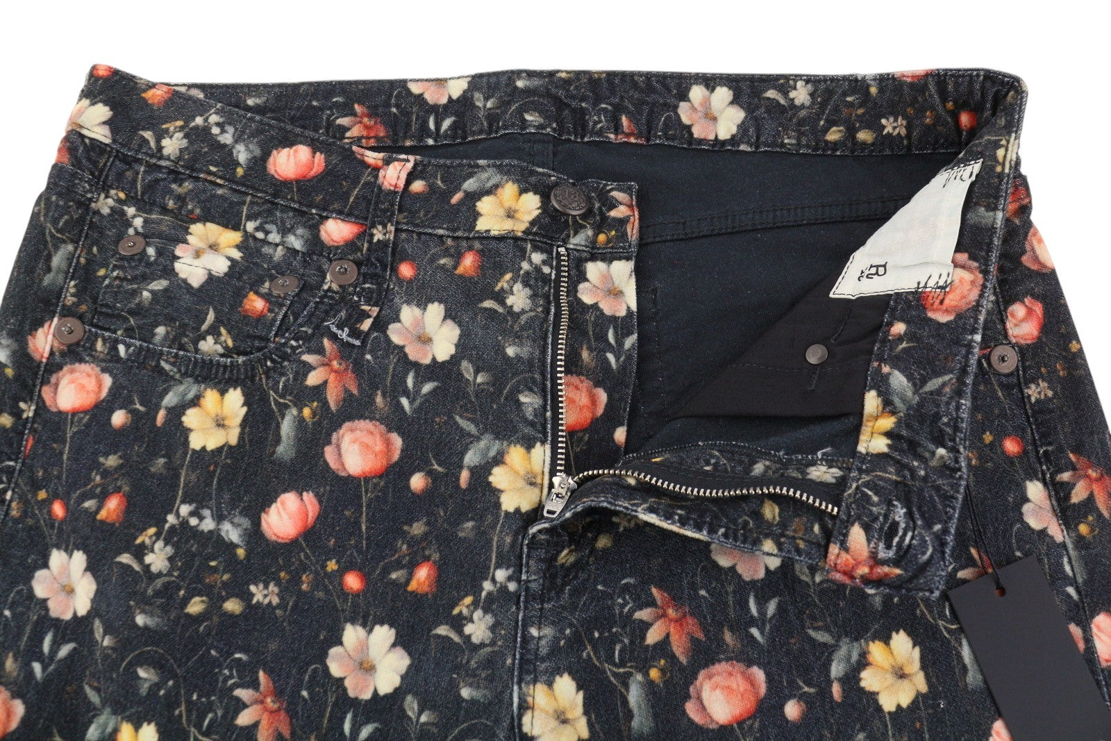 R13 berniukiški platėjantys moteriški džinsai 31 mėnulio žiedlapių aksominis gėlių raštas FW25 RRP799 