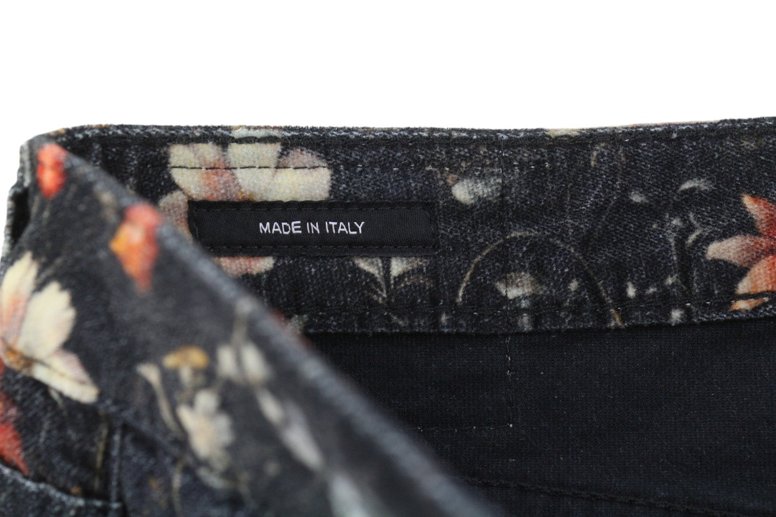 R13 berniukiški platėjantys moteriški džinsai 31 mėnulio žiedlapių aksominis gėlių raštas FW25 RRP799 