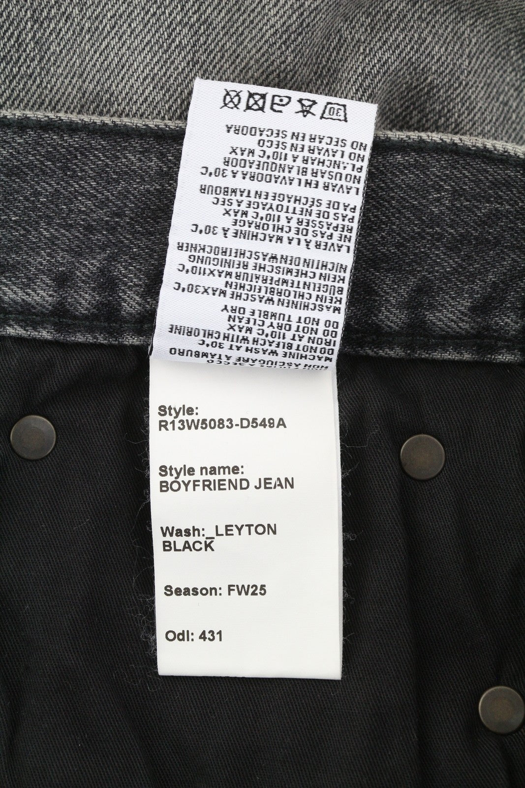 R13 Boyfriend moteriški džinsai, 29 Leyton, juodi, išblukinti, trumpi, tiesaus kirpimo, su užtrauktuku, FW25 