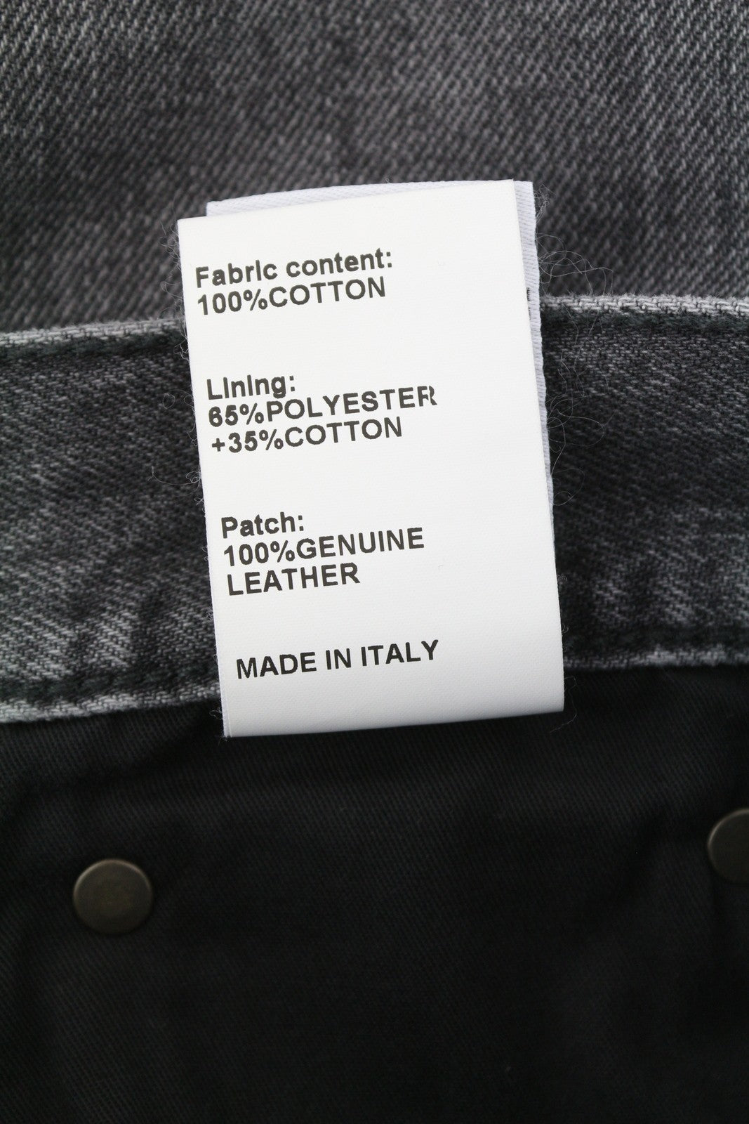 R13 Boyfriend moteriški džinsai 26 Wilson juodi ūsai su išblukusiu džinsu, trumpinti užtrauktuku PS25 