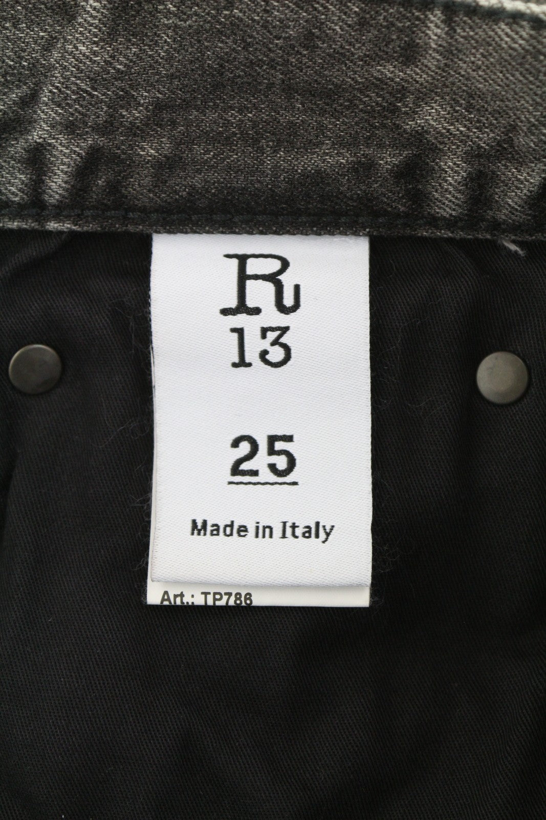 R13 X-BF moteriški džinsai 25 Polaris juodi ūsai išblukę trumpi džinsai iki kulkšnių PS25 