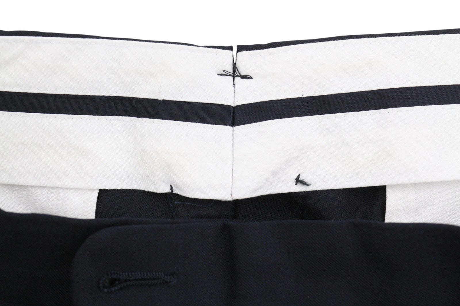 „SUITSUPPLY Soho SA“ vyriškos kelnės, UK44S, tamsiai mėlynos, vilnonės, siaurėjančios, oficialios, su užtrauktuku. 