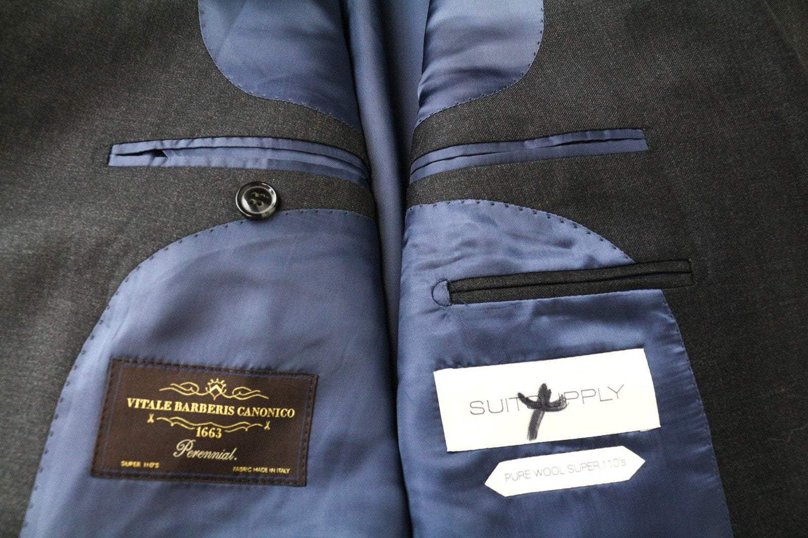 „SUITSUPPLY Napoli“ vyriškas švarkas „UK46R“ pilkas vilnonis „Super 110's“ klasikinis oficialios suknelės modelis 